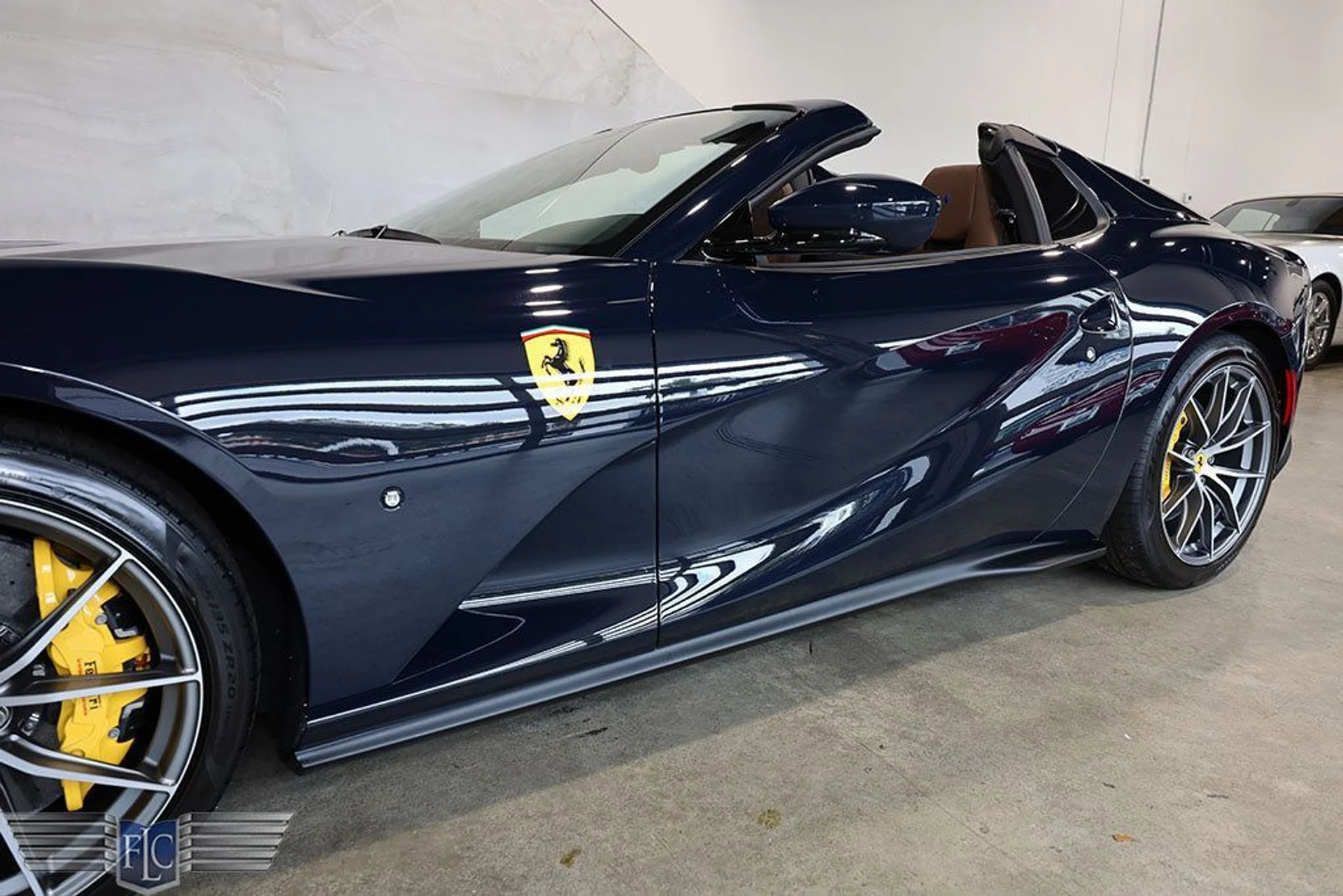 mph010_1255347170_used_2023_ferrari_812_gts_convertible_9689_22953205_11_1024_efebbfa041