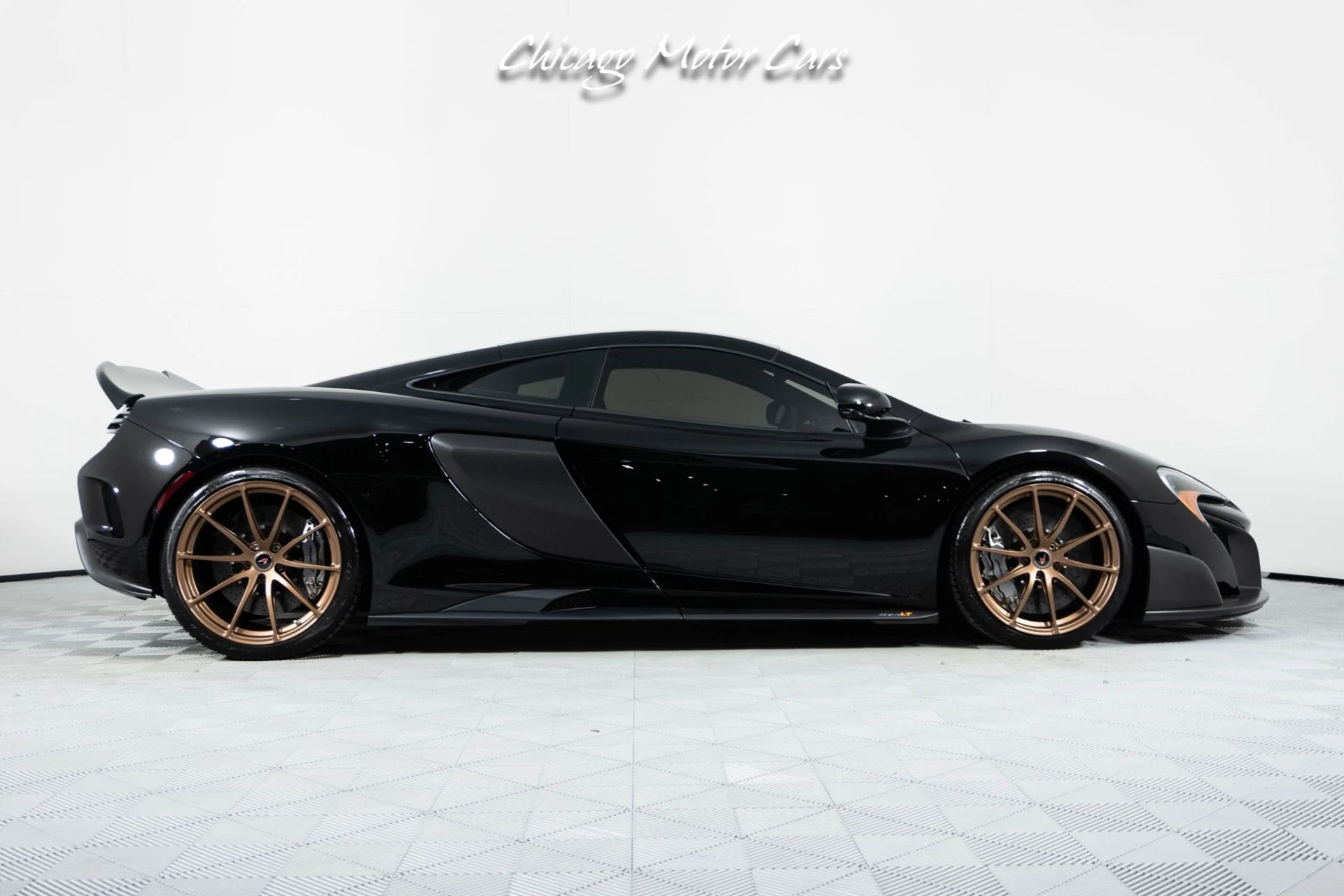 mph010_1259634600_Used_2016_Mc_Laren_675_LT_Coupe_Only_3000_Miles_RARE_1of500_MSRP_380k_Serviced_Carbon_Fiber_1746222412_dbf706074b