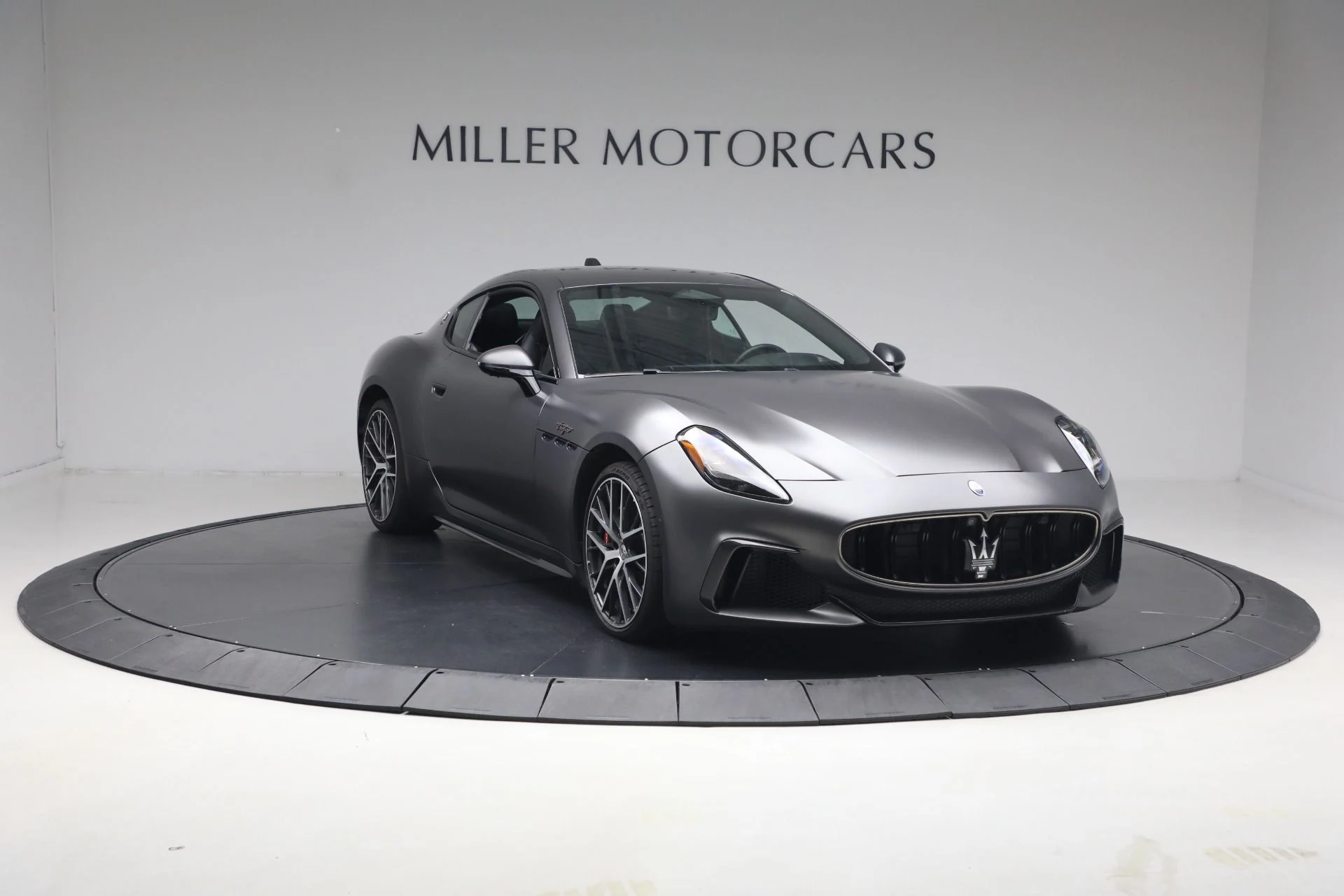 mph010_1263557935_Used_2024_Maserati_Gran_Turismo_Trofeo_1780437005_d9f00846af