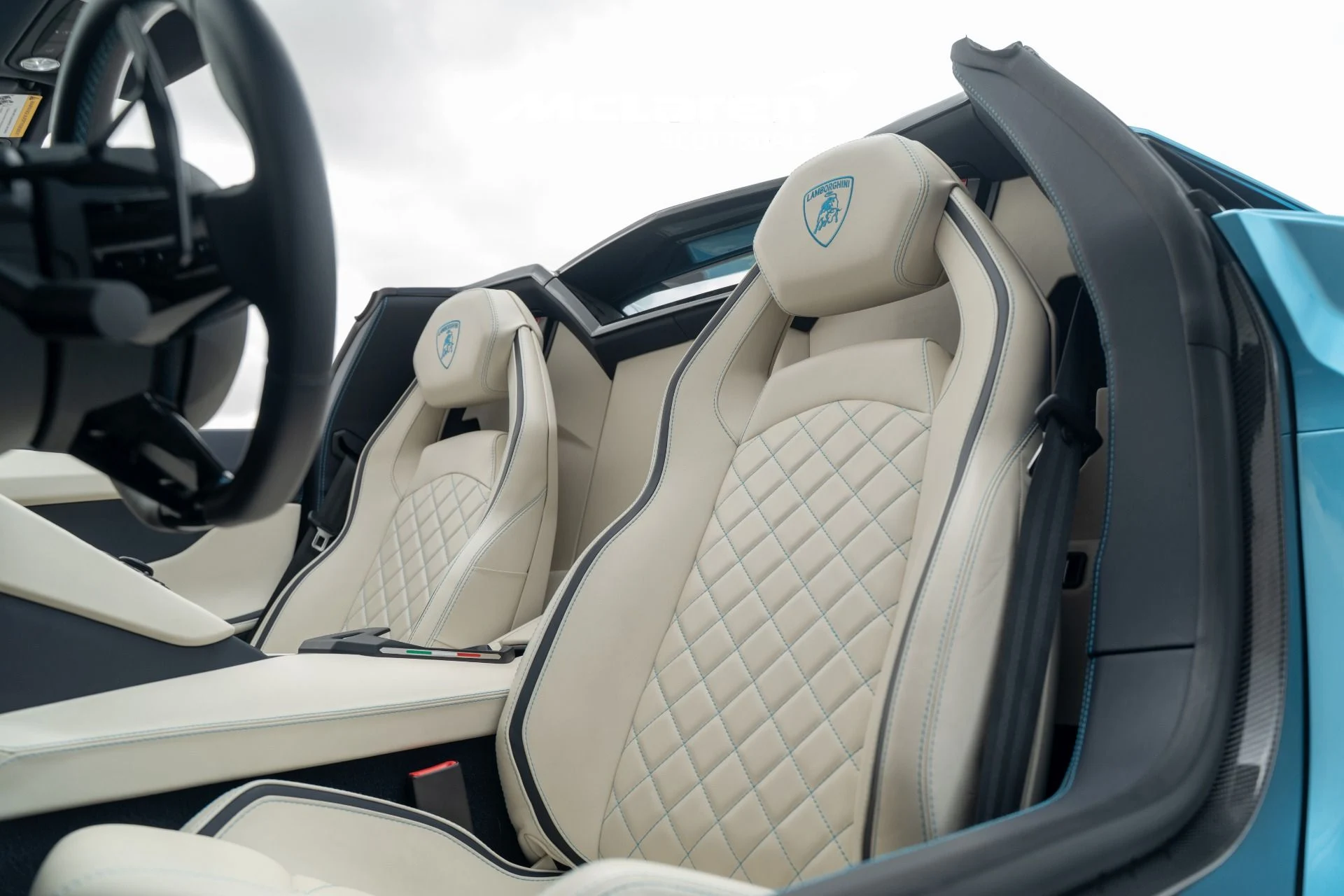 mph010_1265590980_Used_2019_LAMBORGHINI_AVENTADOR_1790281306_24328867c5