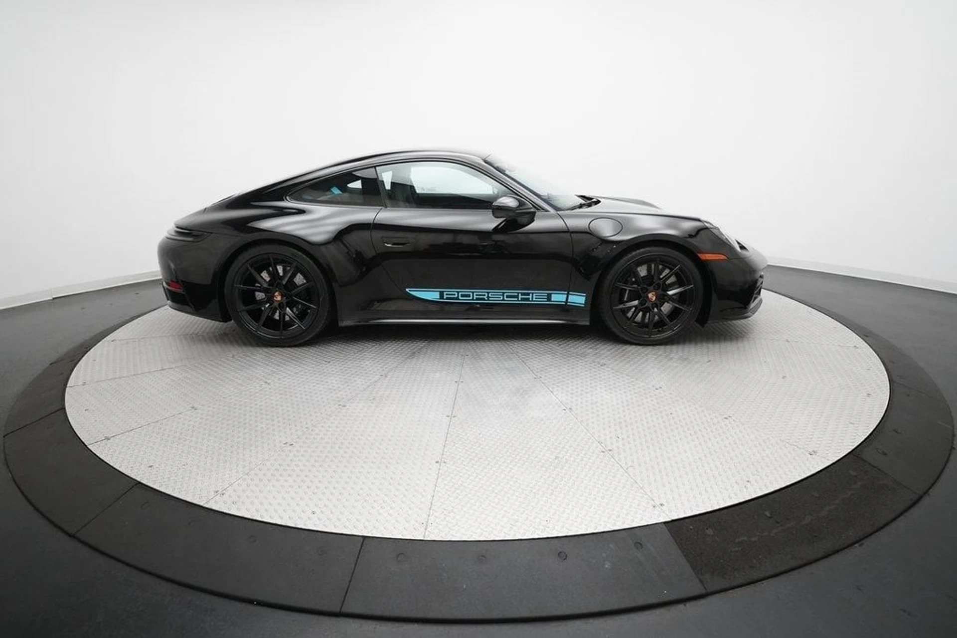 mph010_1266045365_03696add42d9cd16eb7267f87be48109x_7056f398ed