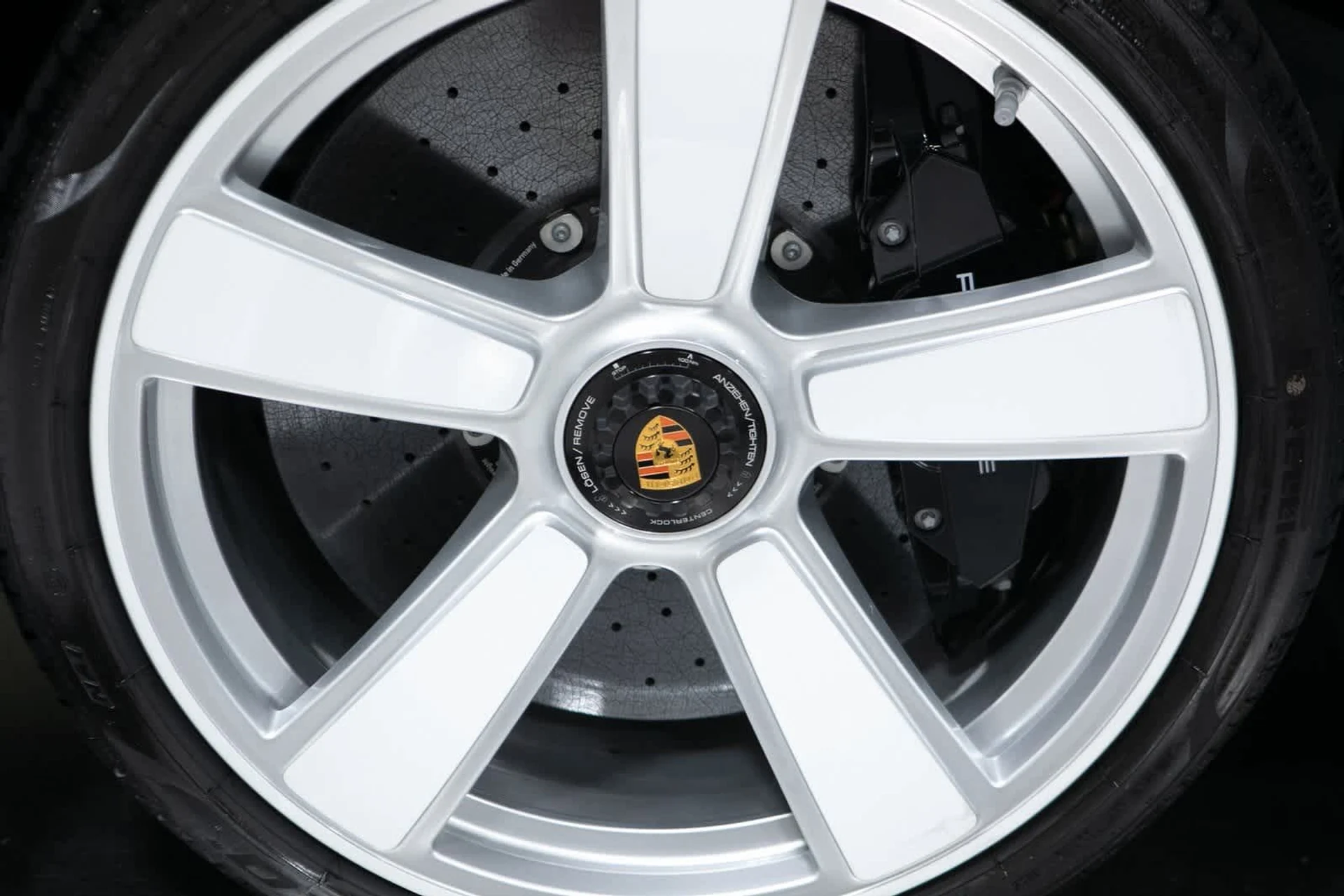 mph010_1271881014_ca3cf10496d7b224b8f22b1e0fa22d2dx_912c31a348