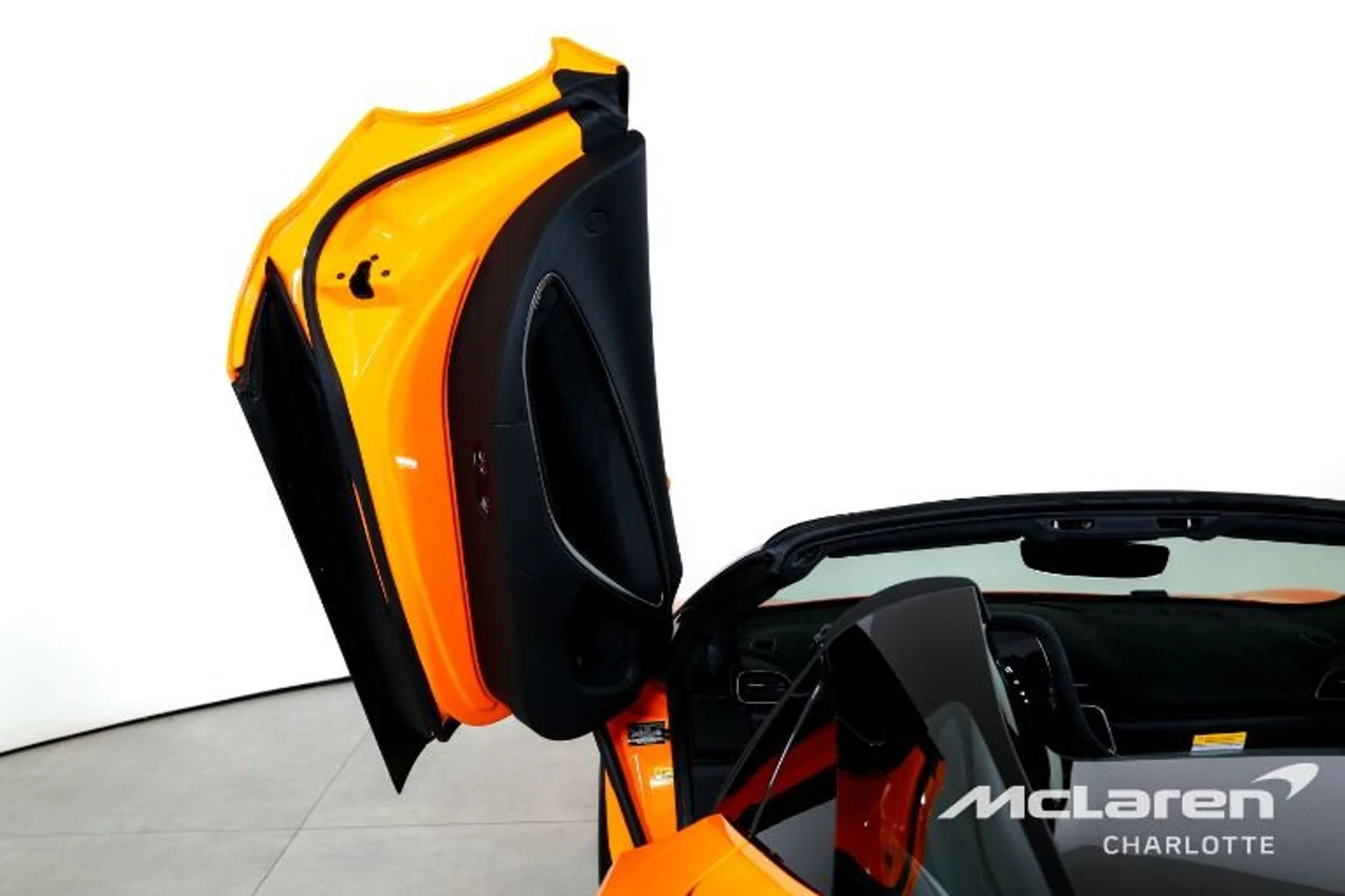 mph010_1272653209_New_2026_Mc_Laren_Artura_Spider_565eba900f