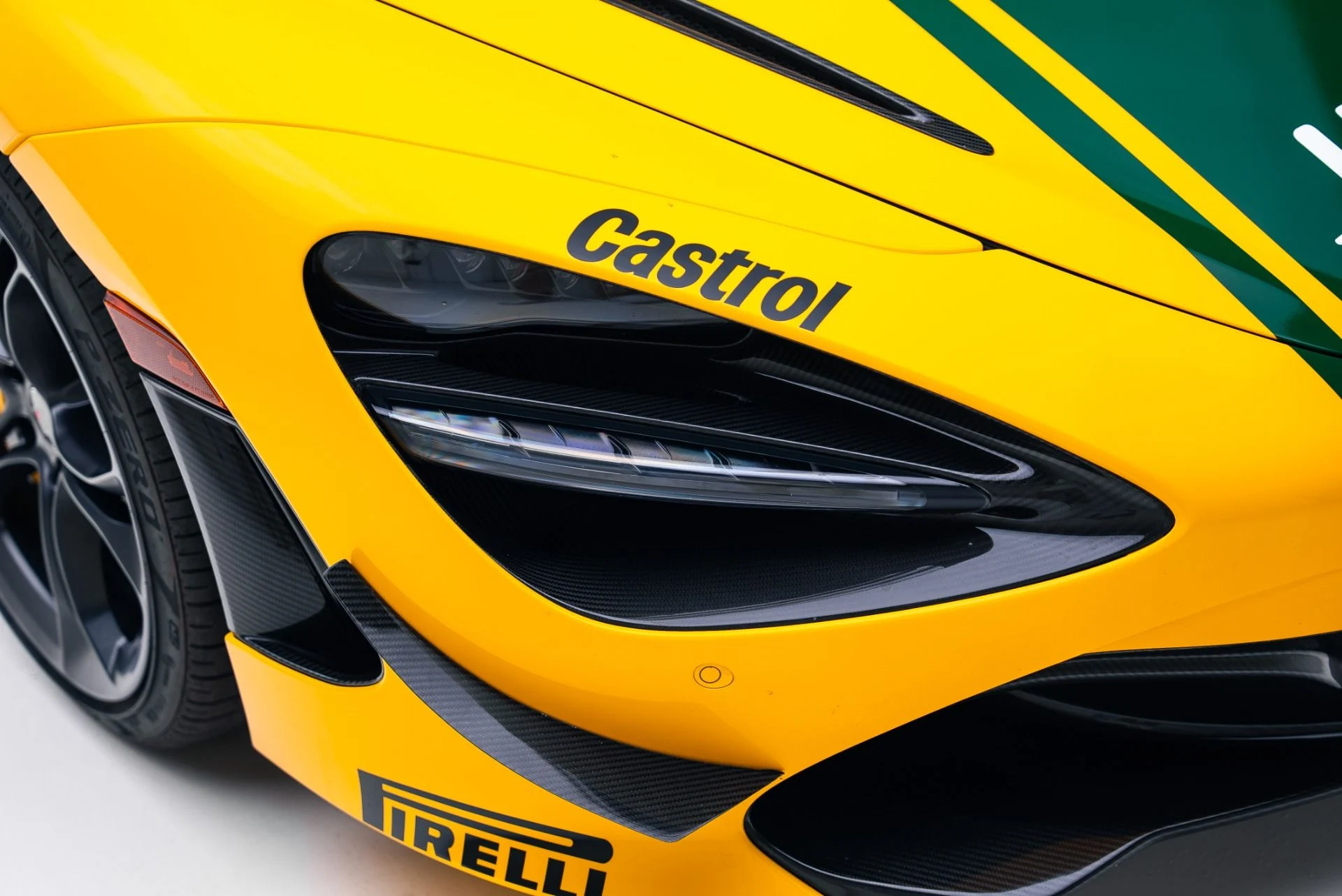 mph010_1281563634_Used_2018_Mc_Laren_720_S_Performance_1764709417_718e310b3b