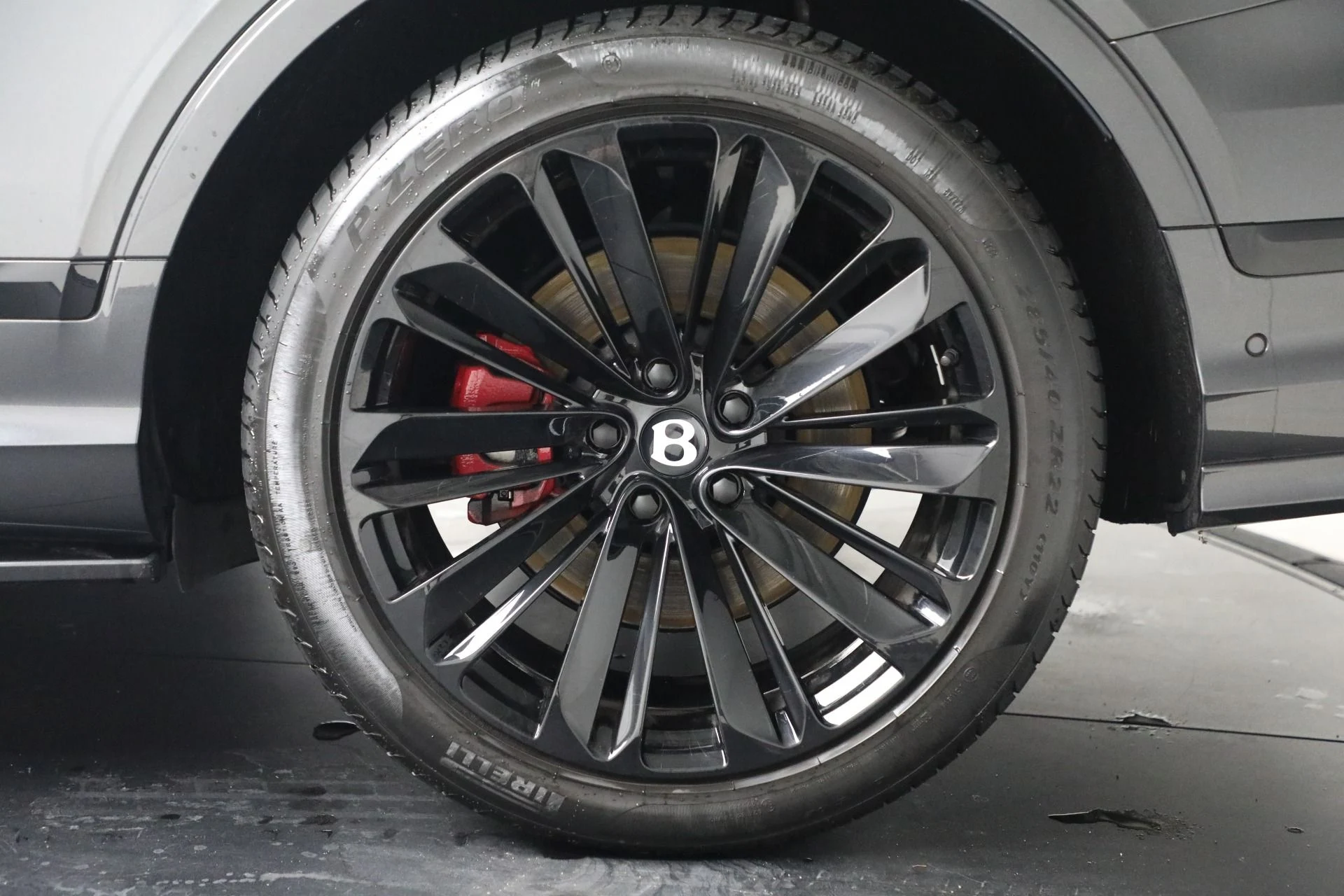 mph010_1286594479_Used_2022_Bentley_Bentayga_Speed_1768683950_abd56e5394