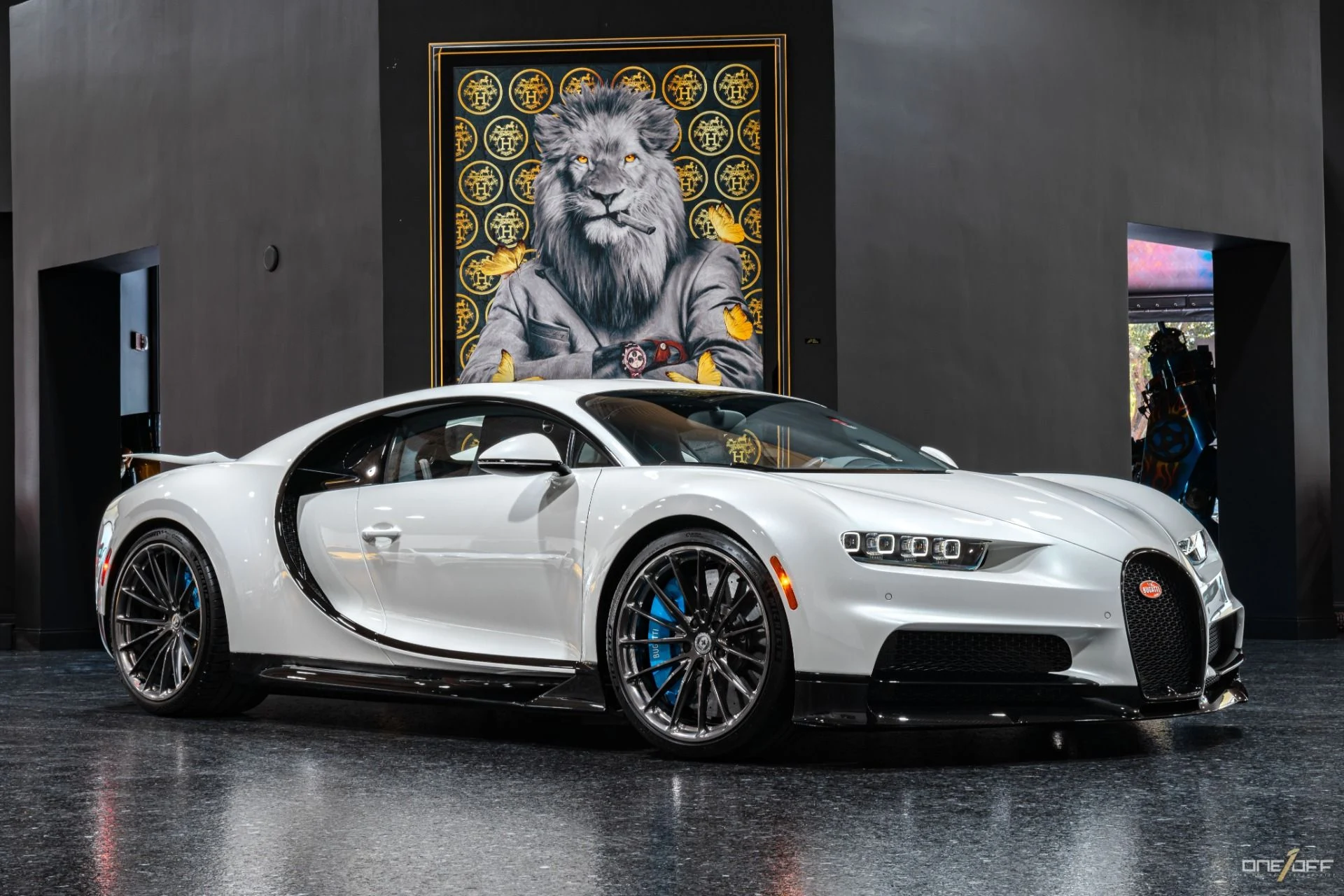 mph010_1290414607_Used_2019_Bugatti_Chiron_FULL_PPF_HRE_Wheels_Caracteres_Included_Comfort_Seats_Black_Carbon_1709734529_743d329f00