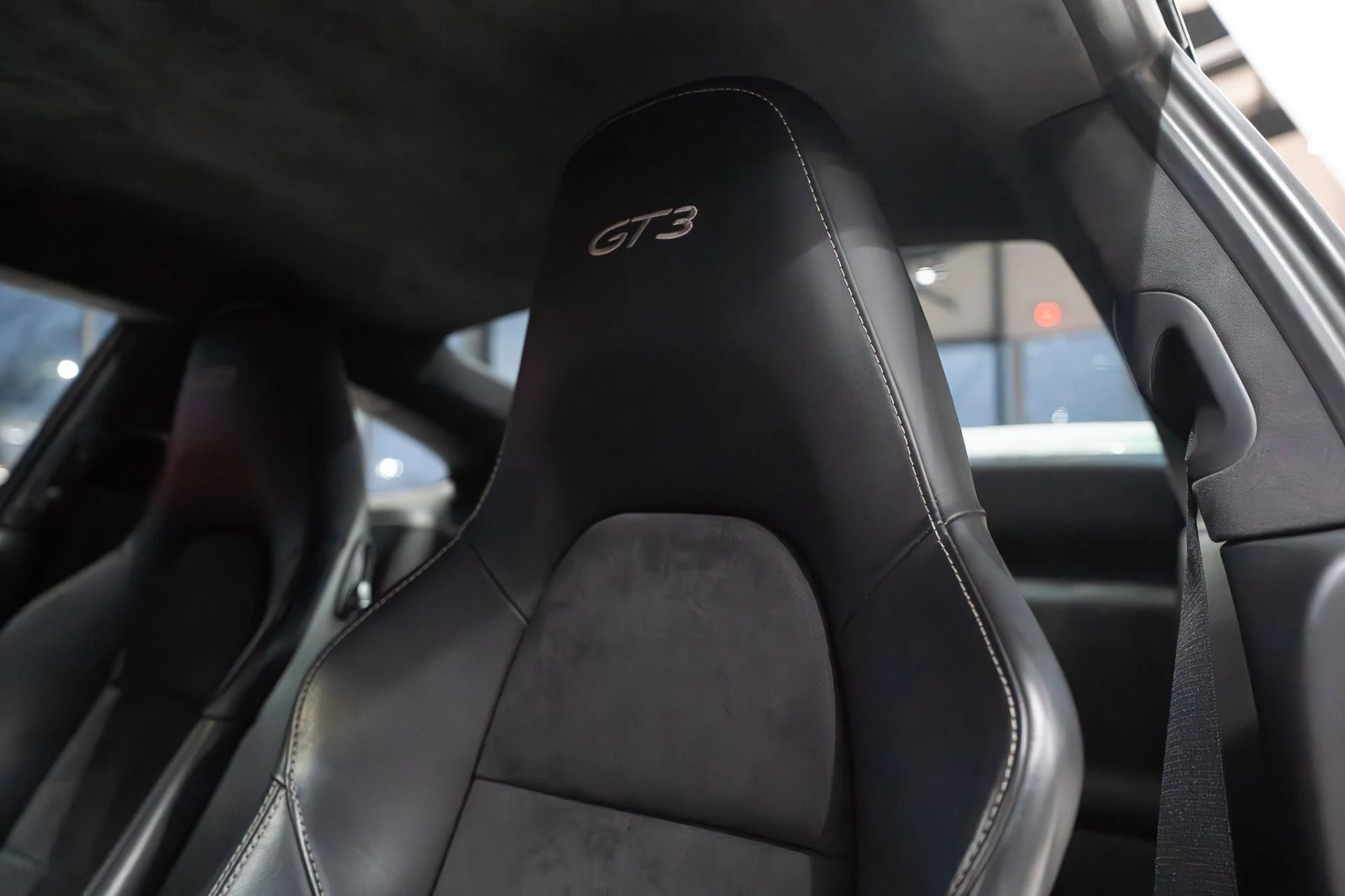 mph010_129630451_13450_p11_l_f3f2fdb5ac