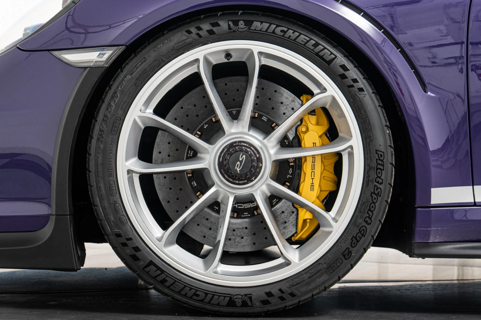 mph010_1300770629_Used_2016_Porsche_911_GT_3_RS_Carbon_Ceramic_Brakes_Fresh_Service_1791220645_04a9d04ffa