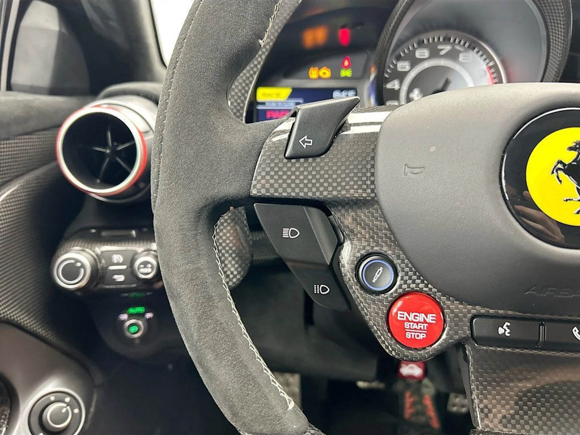 mph010_1309983551_used_2024_ferrari_812_competizione_consignmentcar_8119_22991795_11_1024_f7b0a404fd