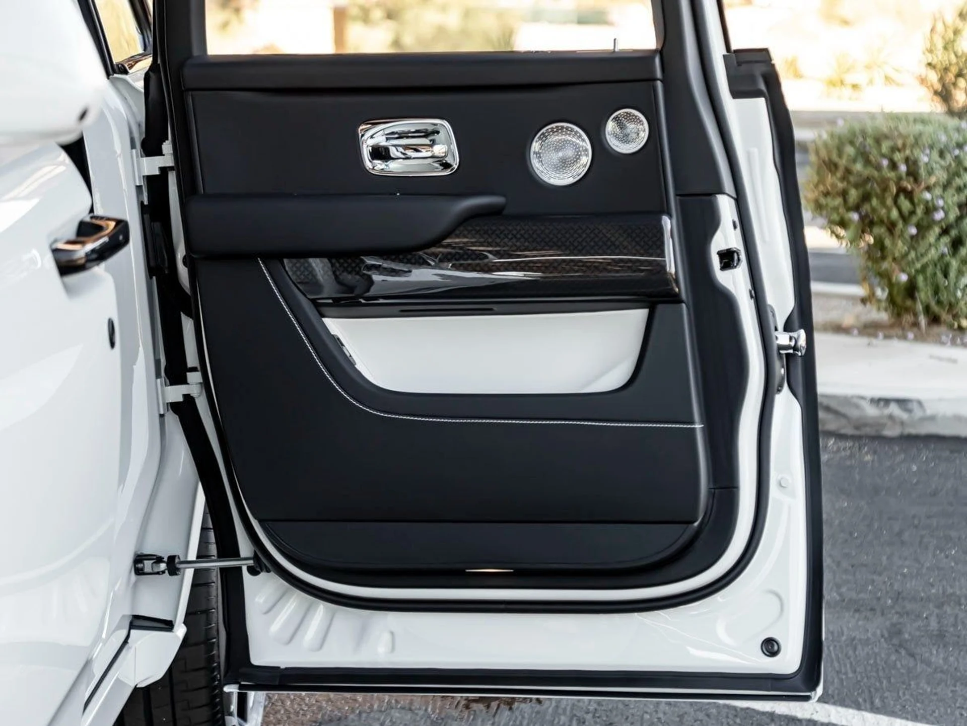 mph010_131169765_11_2c3a4b7680