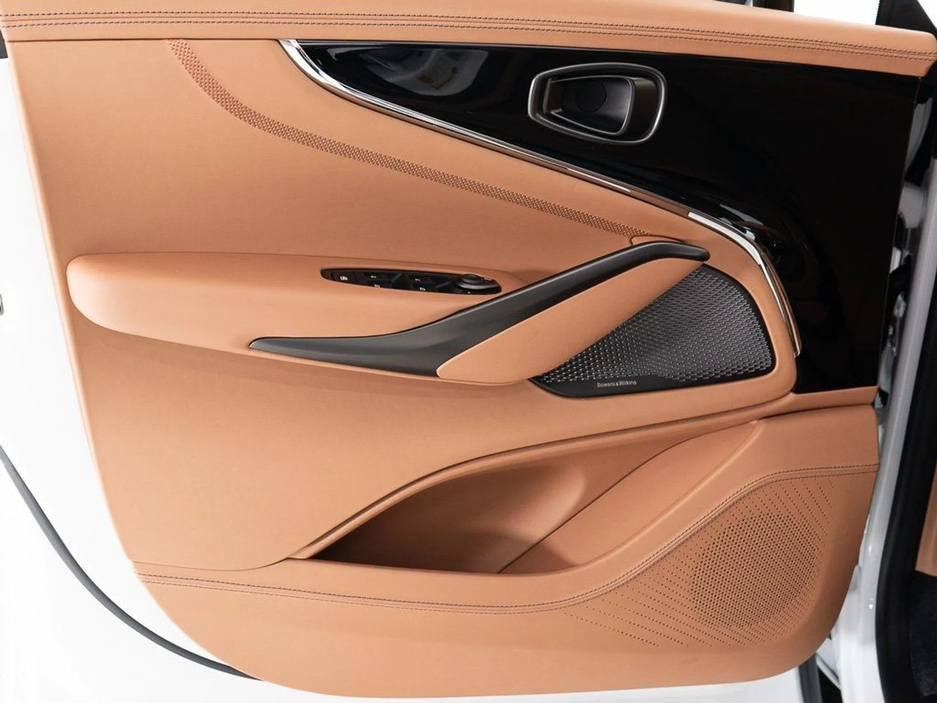 mph010_1315602380_9f8b983fb2984faf23b0c2f213b9ff5e_69e567b0ef