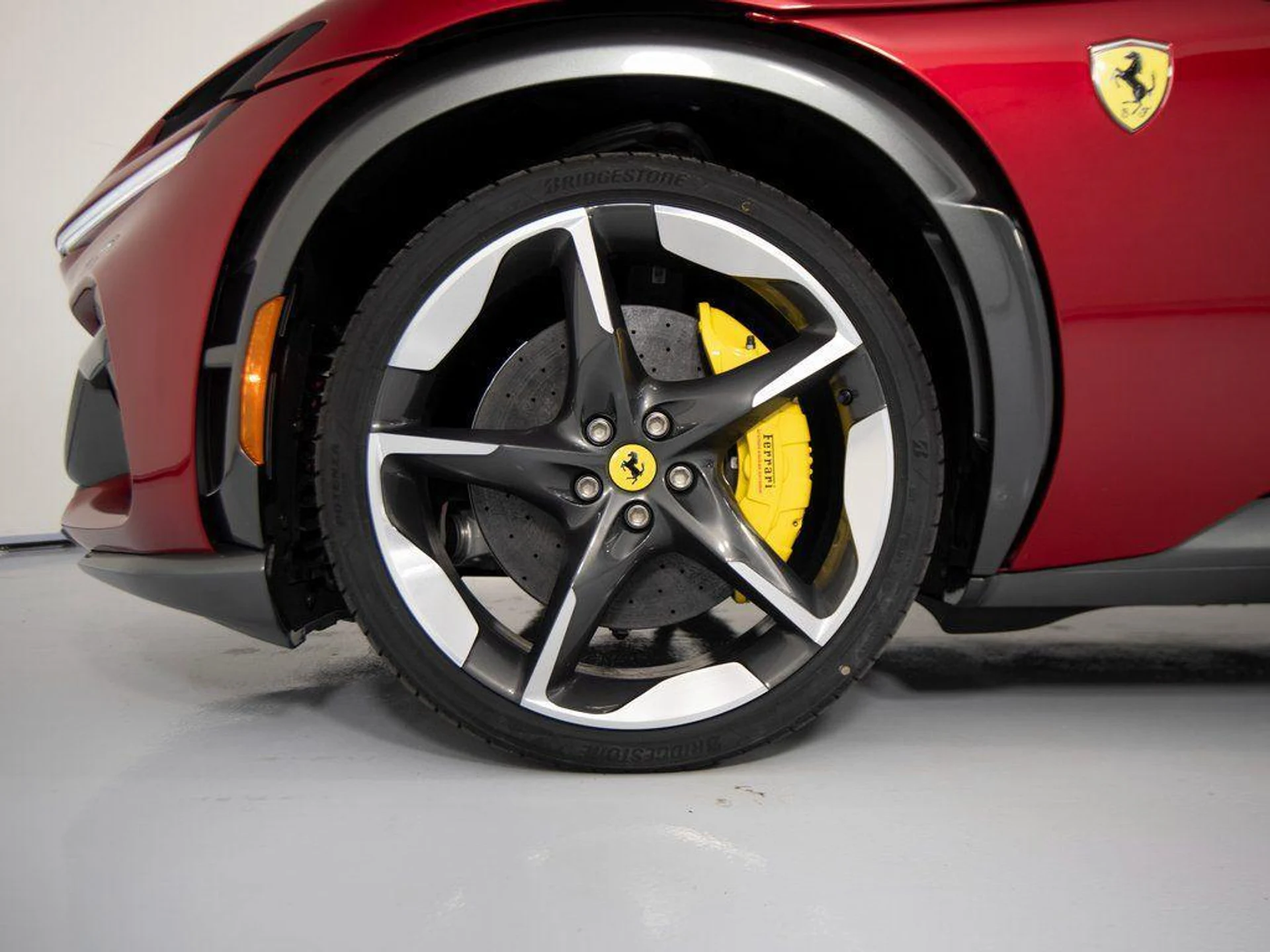 mph010_132339930_w_WU_Vbl_R1pb_GVXP_6_Th_B_Ab_D_Hi_Ih_A_93a529b91e