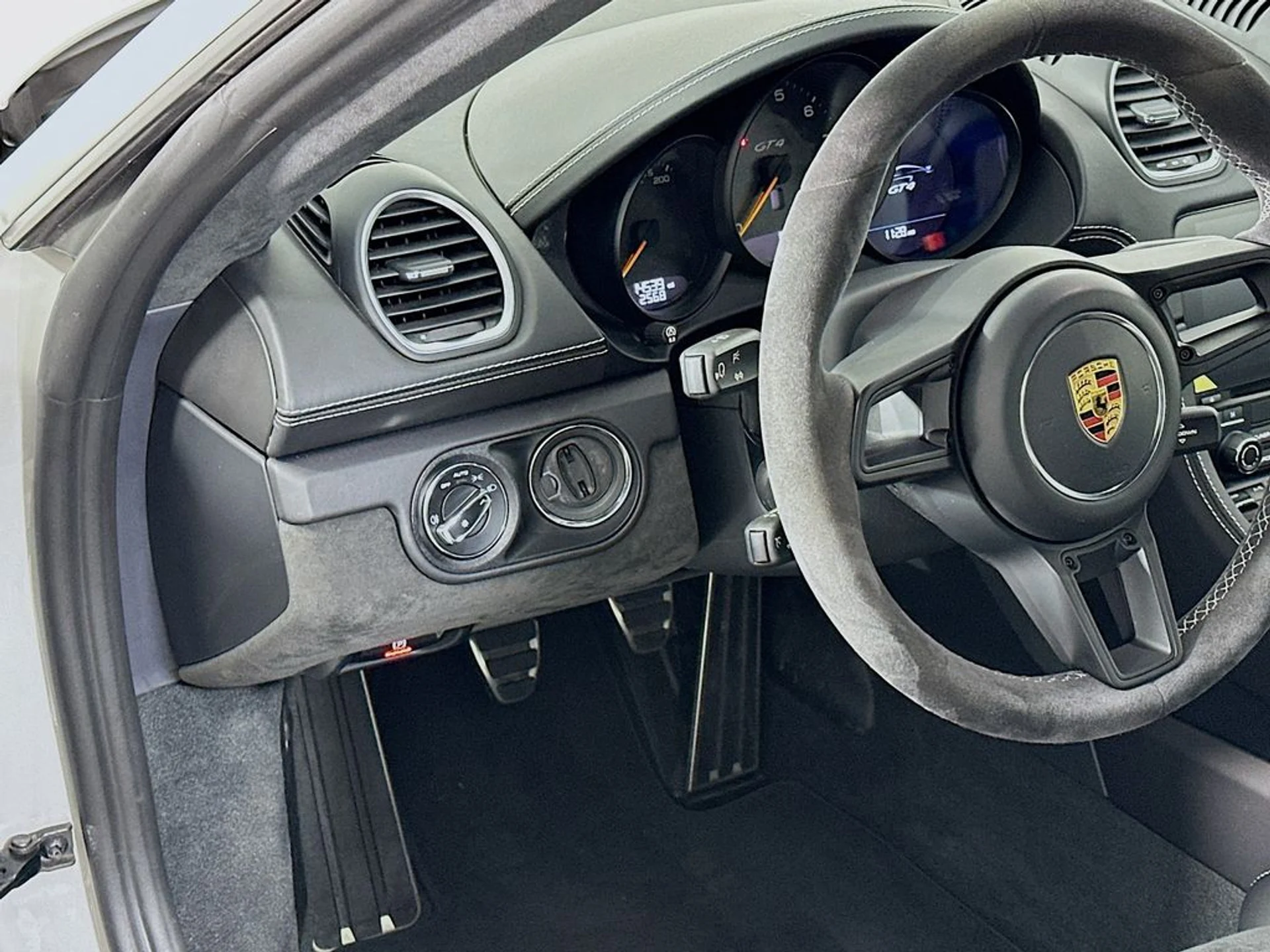 mph010_1325482998_c24460b6e4d7d03b210f2f2b9d95ec3fx_47f475ccaf