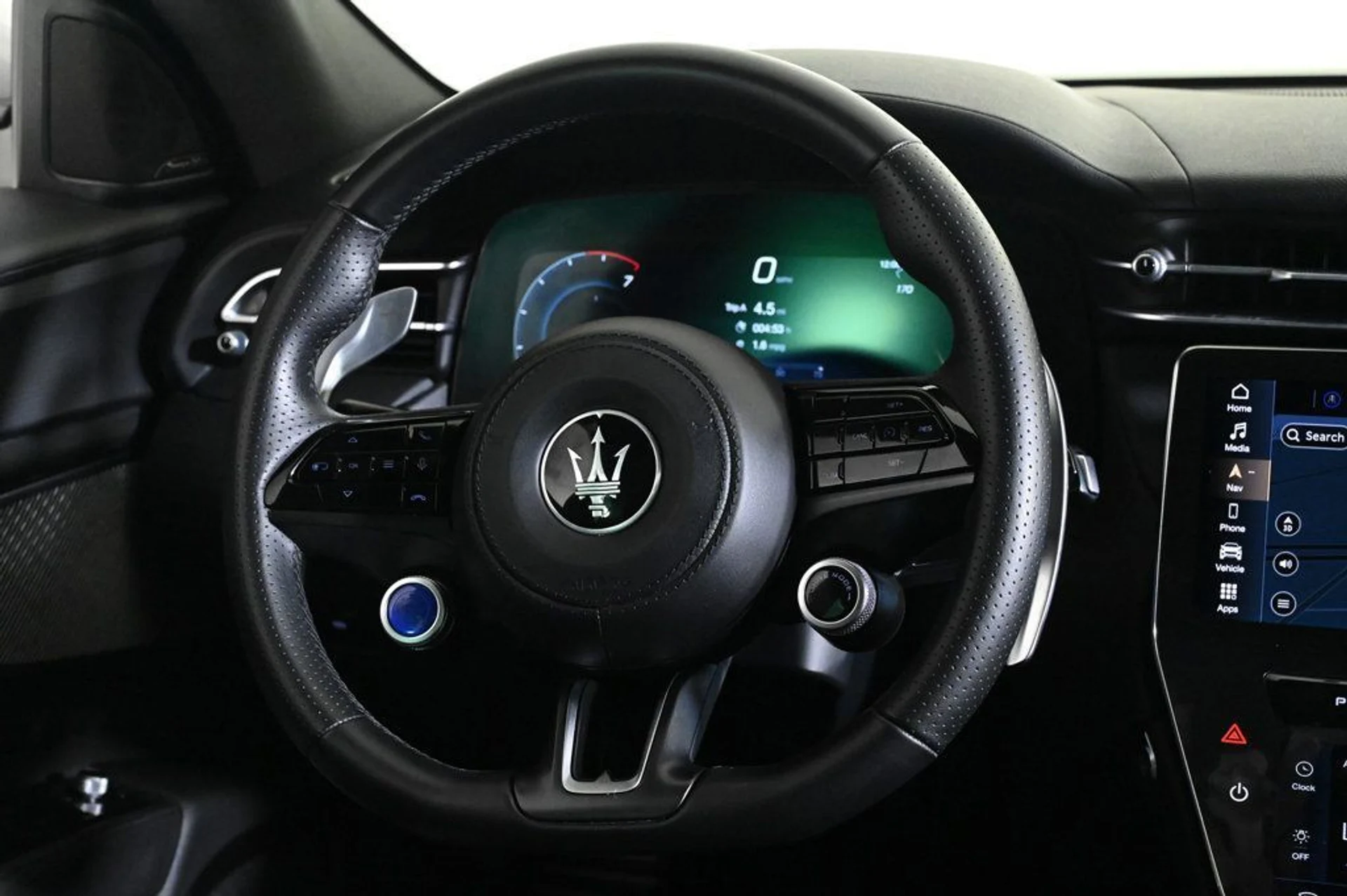 mph010_1330062502_used_2024_maserati_grecale_gt_11350_22936012_10_1024_97c542e473