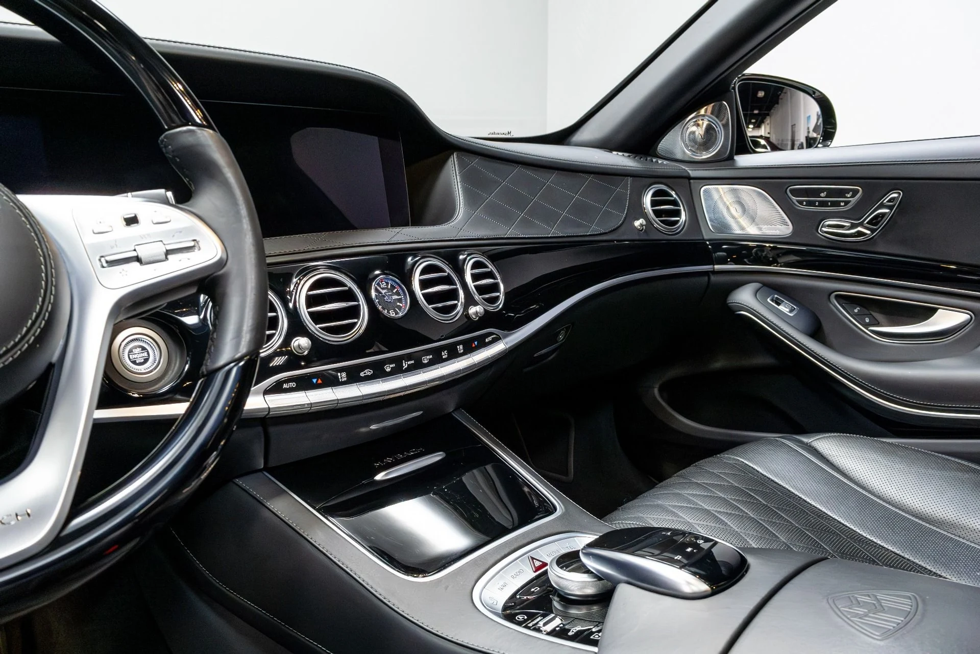 mph010_1331342552_Used_2020_Mercedes_Benz_S_Class_Maybach_S_650_1773874988_3fd7d5da89