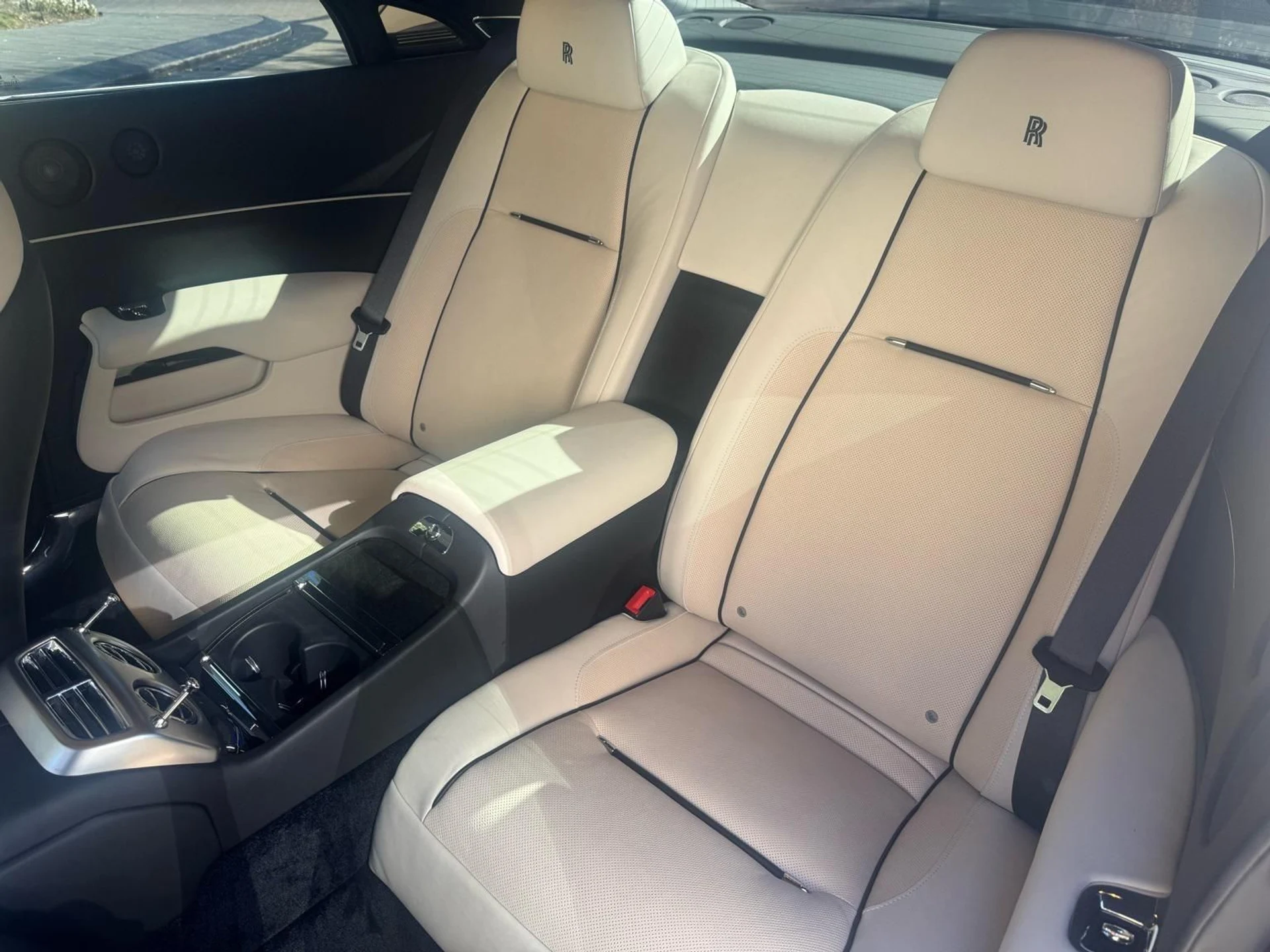 mph010_1337647429_498433837_699e7129df28d2812ab5f309_738300593a