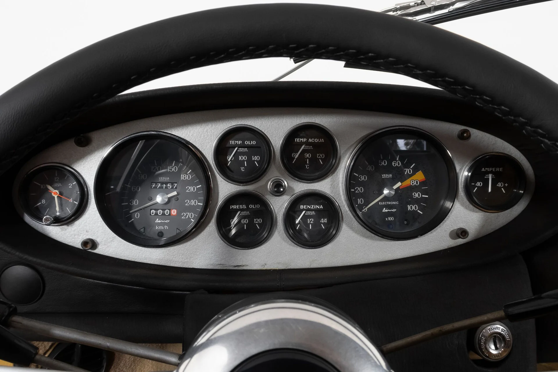 mph010_1350730967_738341621ddcc1b84f1e89d8a444cea2_0cefefc292