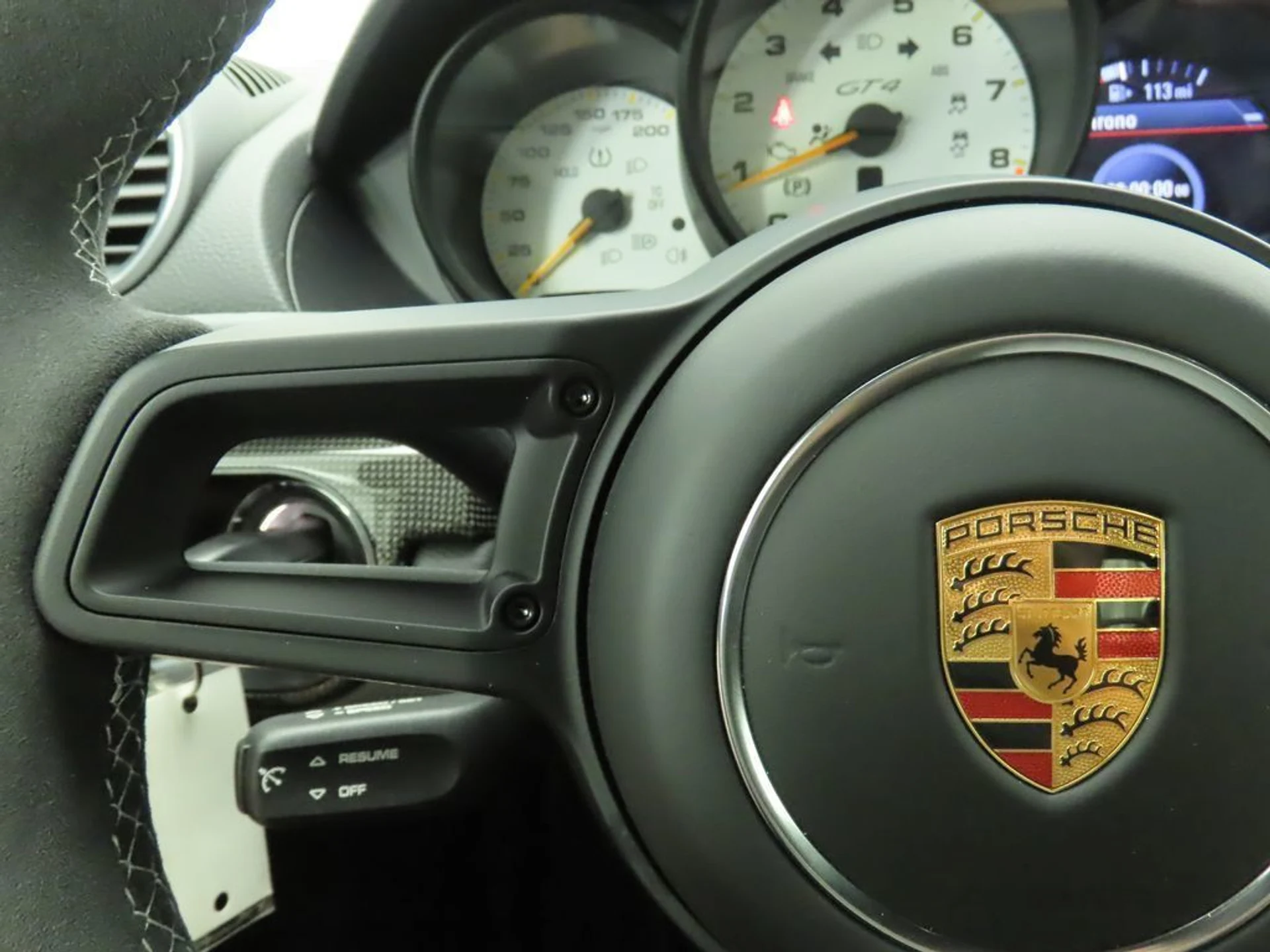 mph010_135099097_used_2020_porsche_718_cayman_gt4coupe_8119_22982883_11_1024_fae6d55507