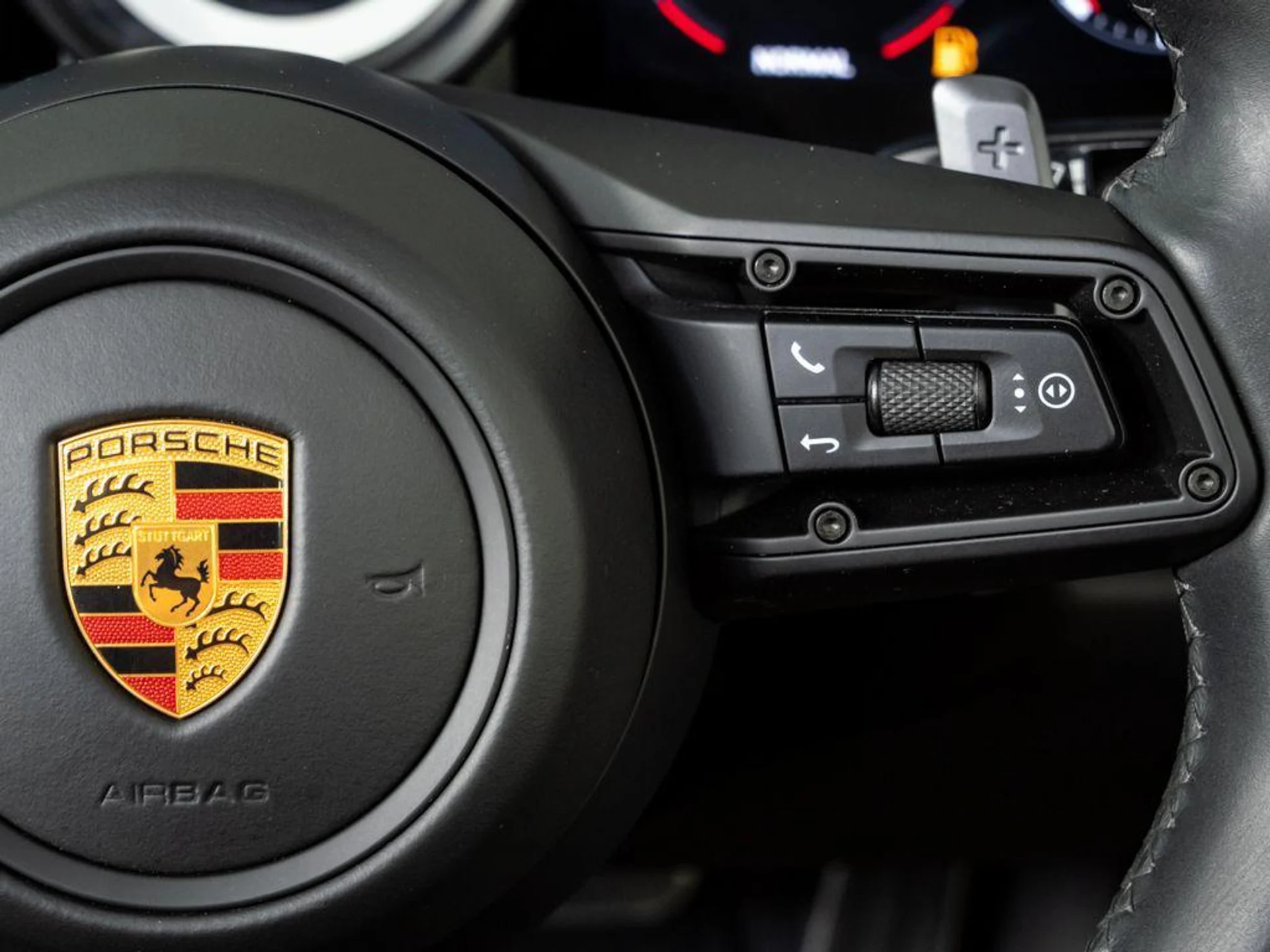 mph010_136302862_Sv_Xl_O_Qa_Bq_IAHHV_C3_ACA_Rai_Oiuw_b6a7a79772