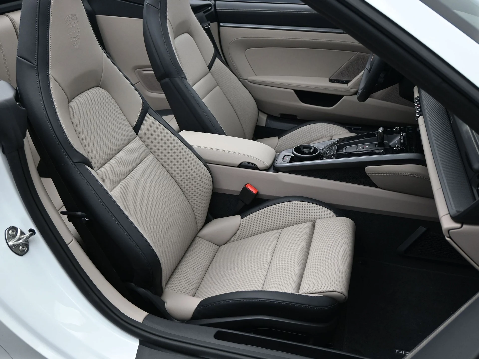 mph010_1369428851_49ee29ffba609085054dc96667035953x_5d46bc9742