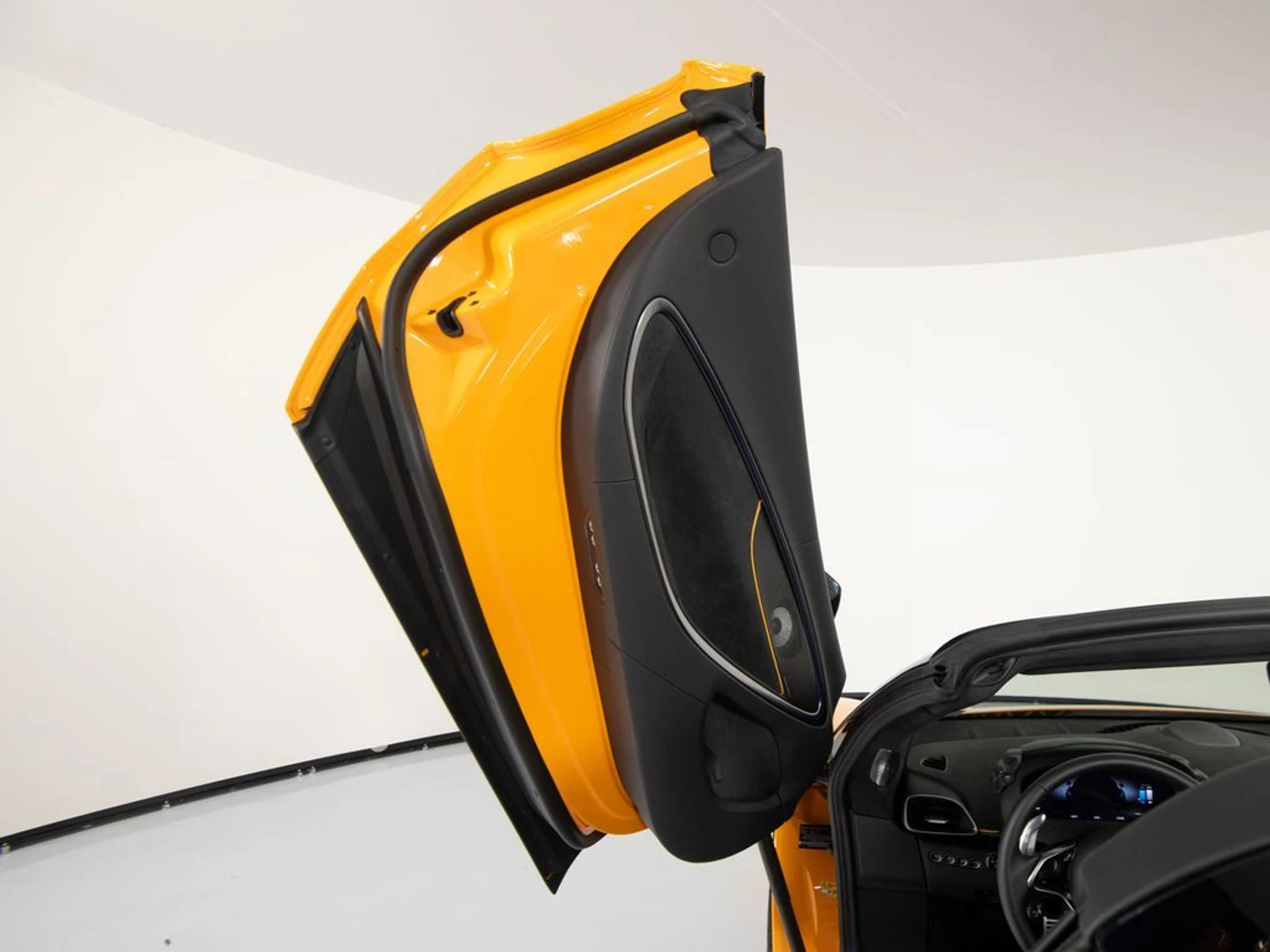 mph010_1369958156_d4b25a810fc7e5055a11410436f1f143x_856ca6a589