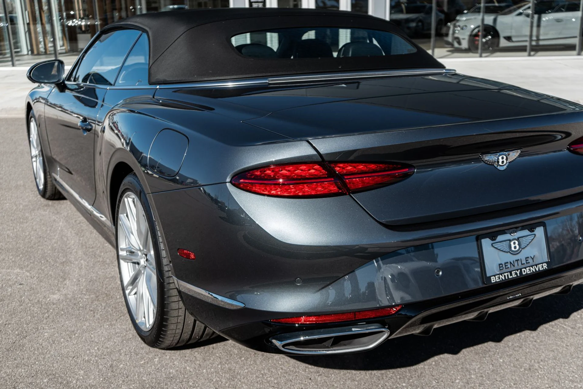 mph010_1370453747_fea2dcdf_8d7a_48a5_b5c0_1591e4fccd70_b7c8b46d81