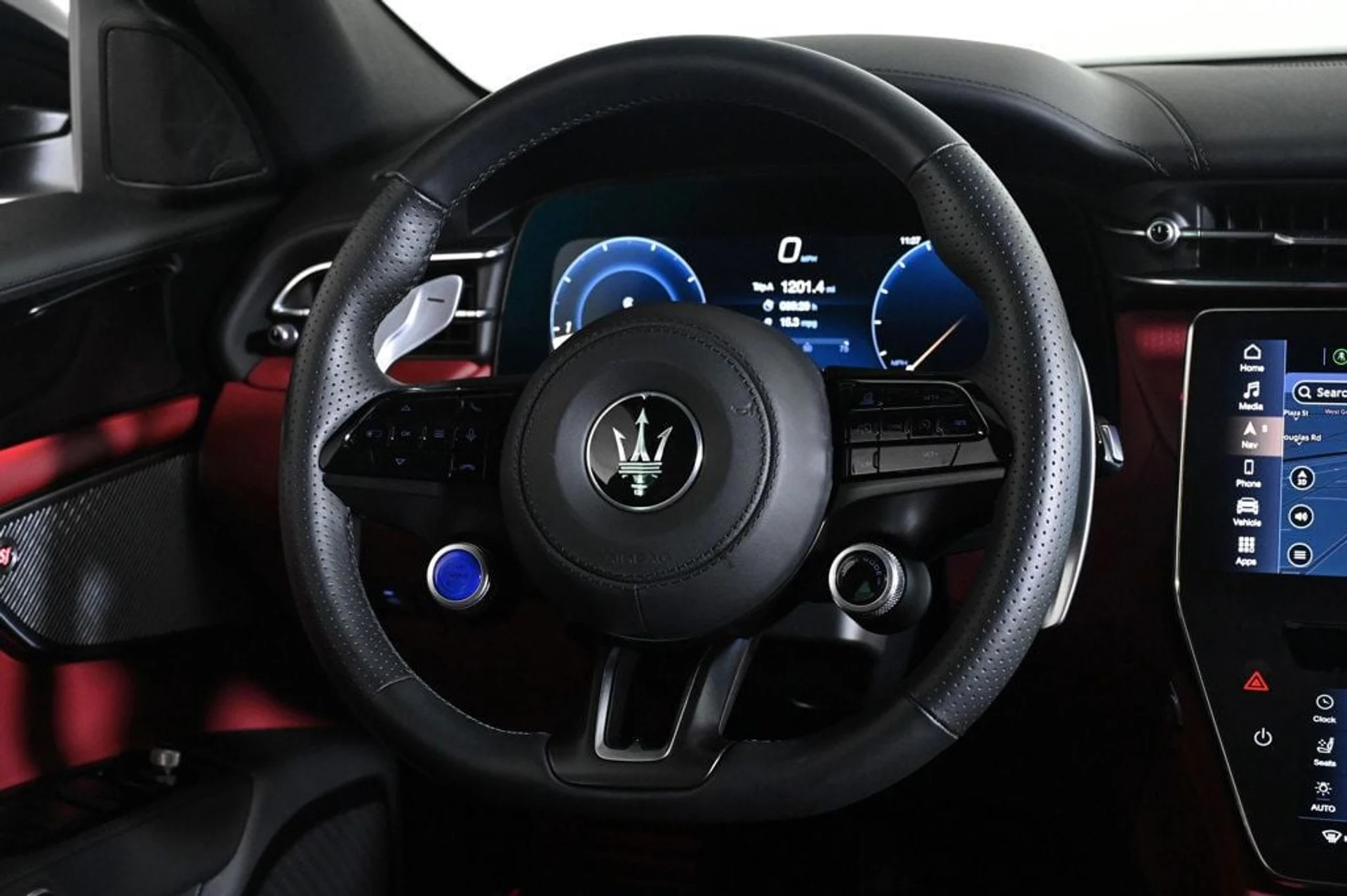 mph010_1374923914_used_2025_maserati_grecale_modena_11350_22913520_10_1024_d799d9d802