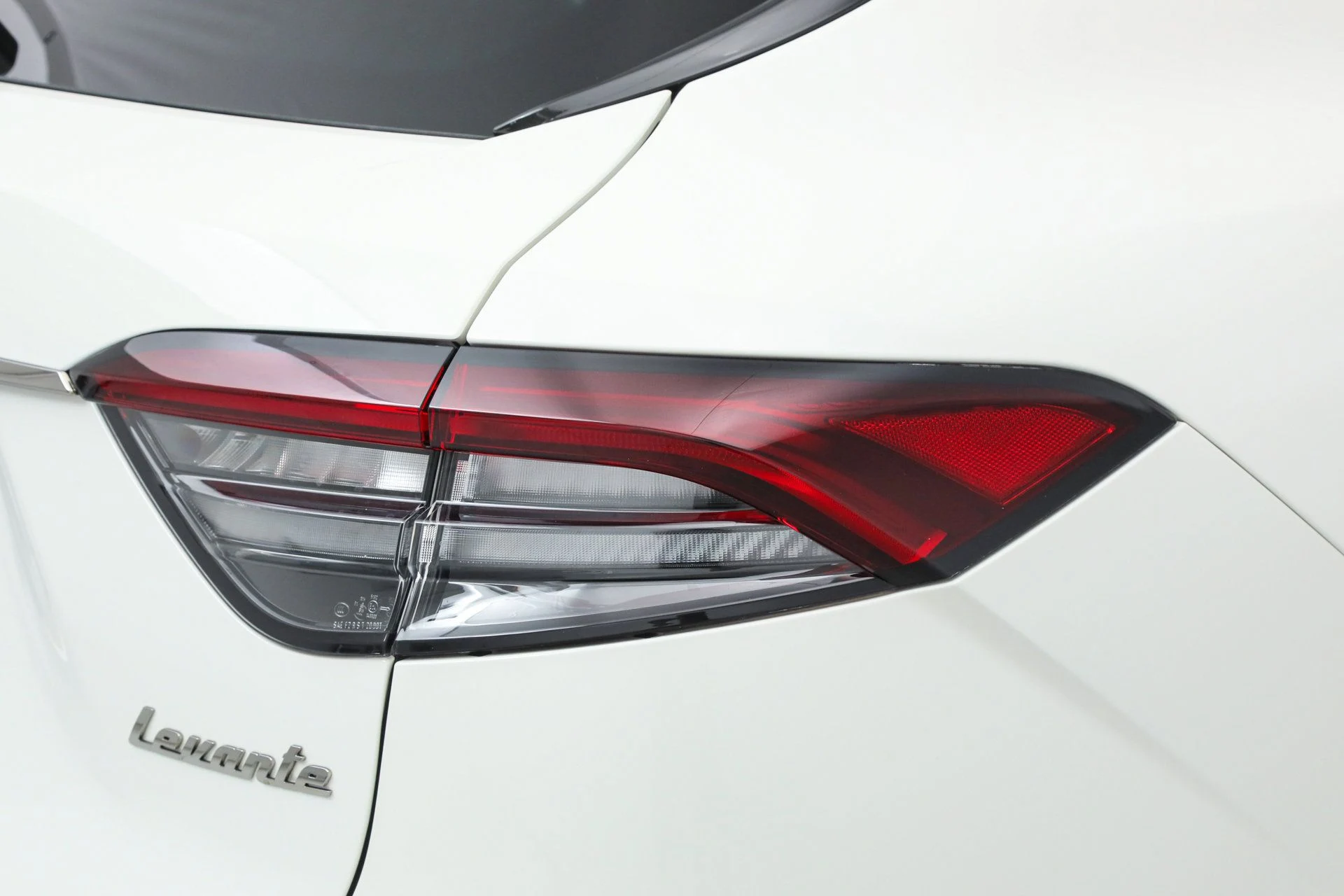 mph010_1377764059_07e2feda17abf5cc11d4b78a1814046a_377067465d