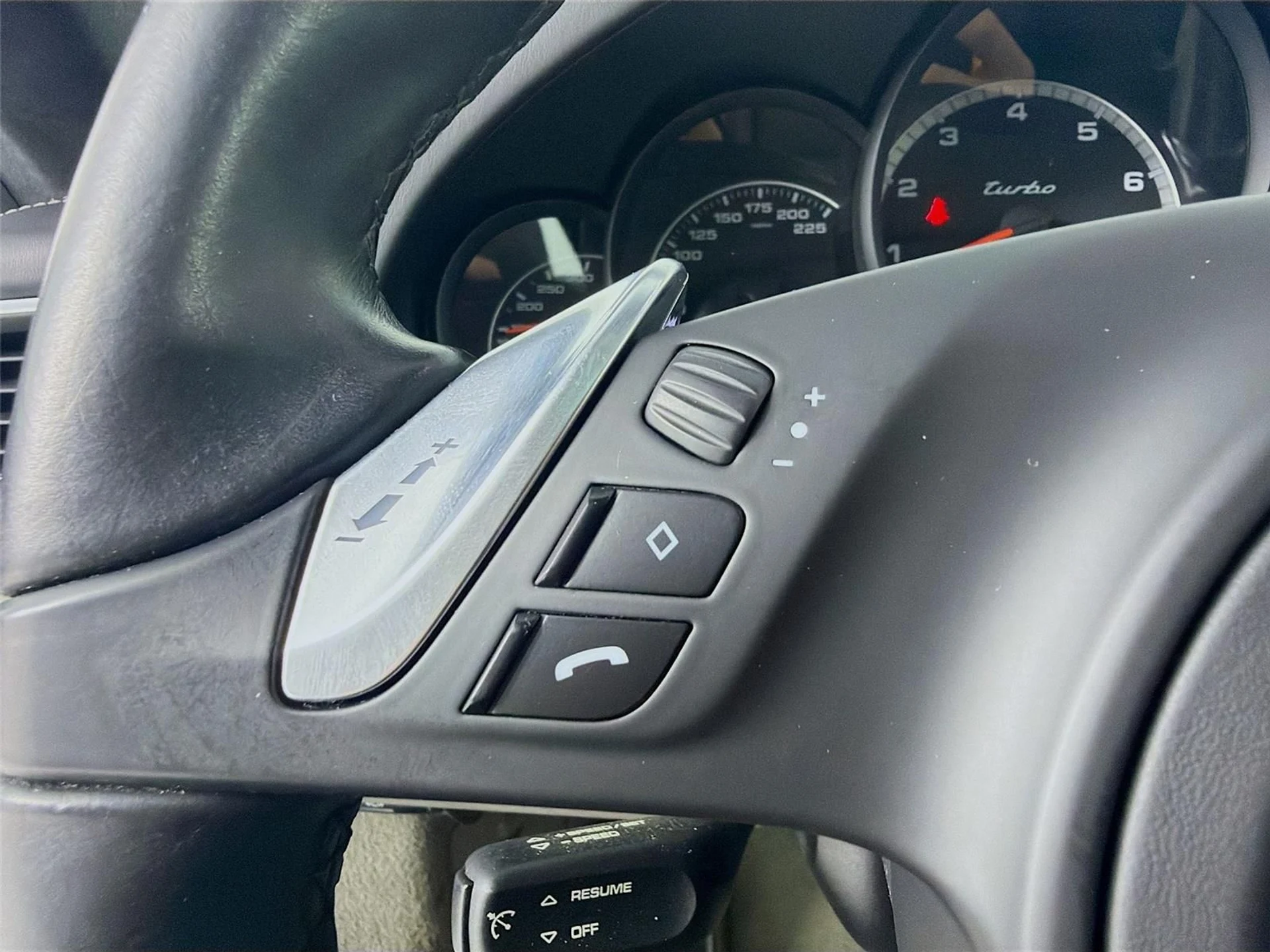 mph010_137992610_895177d7d59e52665a2cc6d72179c475_bec9a07ae2