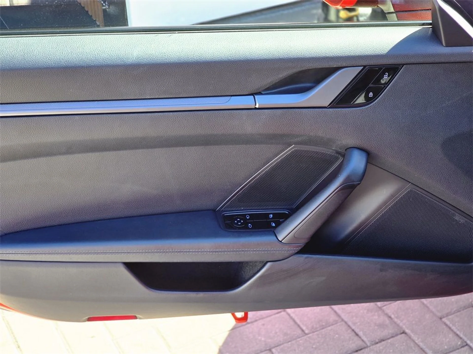 mph010_1381552566_950fd4399169ed4dc23b890263d053d5_363ea81b73