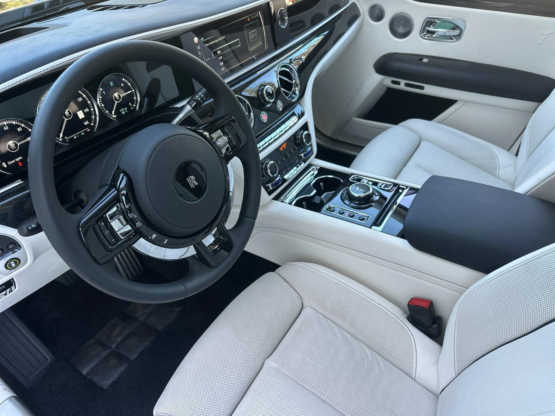 mph010_1400061385_Used_2023_Rolls_Royce_Ghost_EWB_1792147631_58fd10ea56