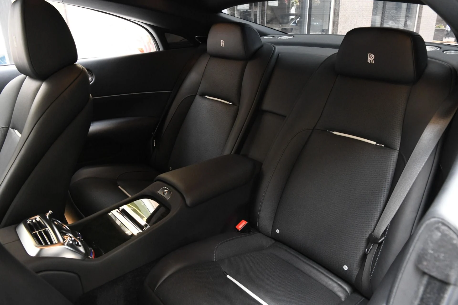 mph010_1402152420_11738_p12_l_8534756a45