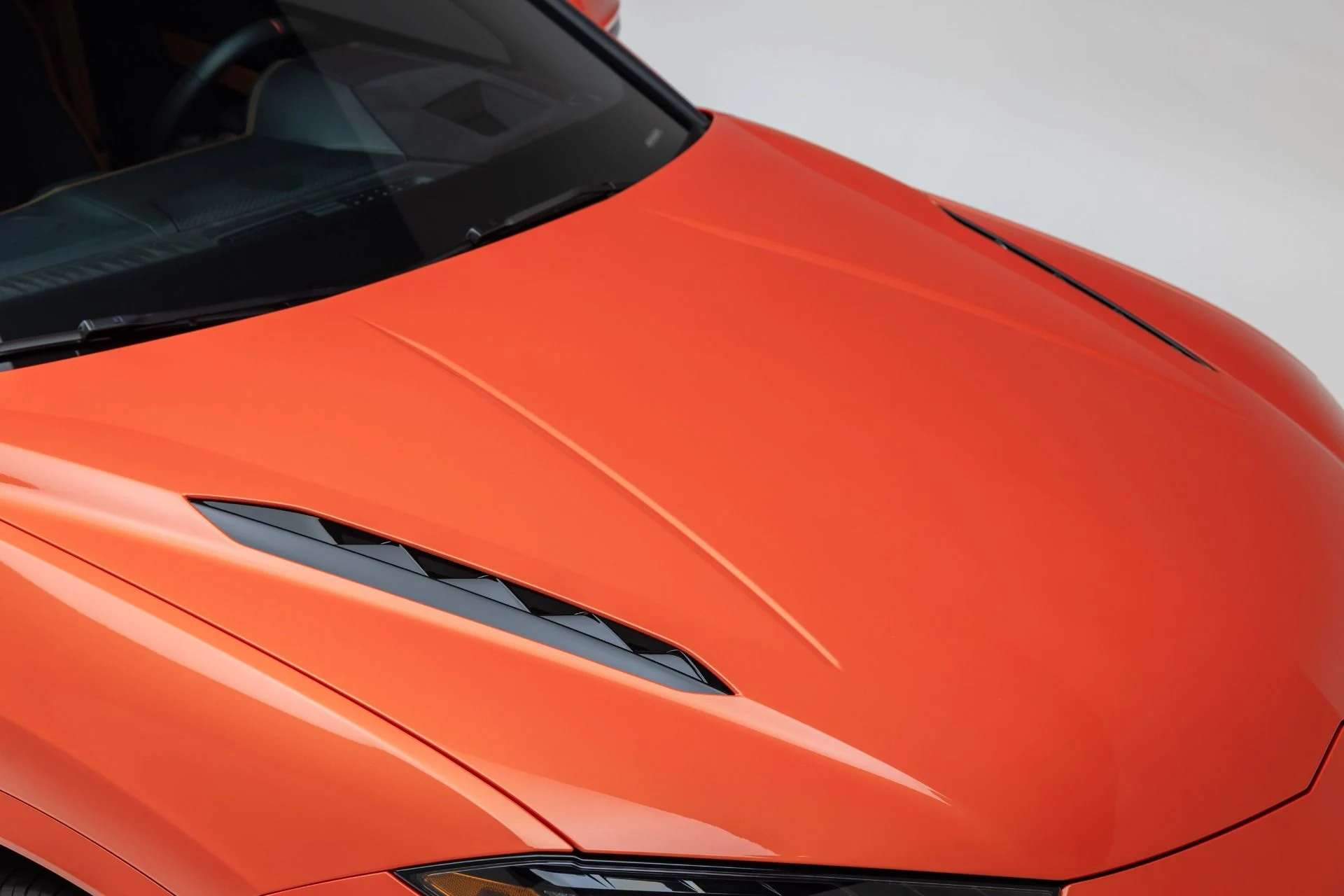 mph010_1405757760_Used_2024_Lamborghini_Urus_S_1766449487_9ab2ce50b0