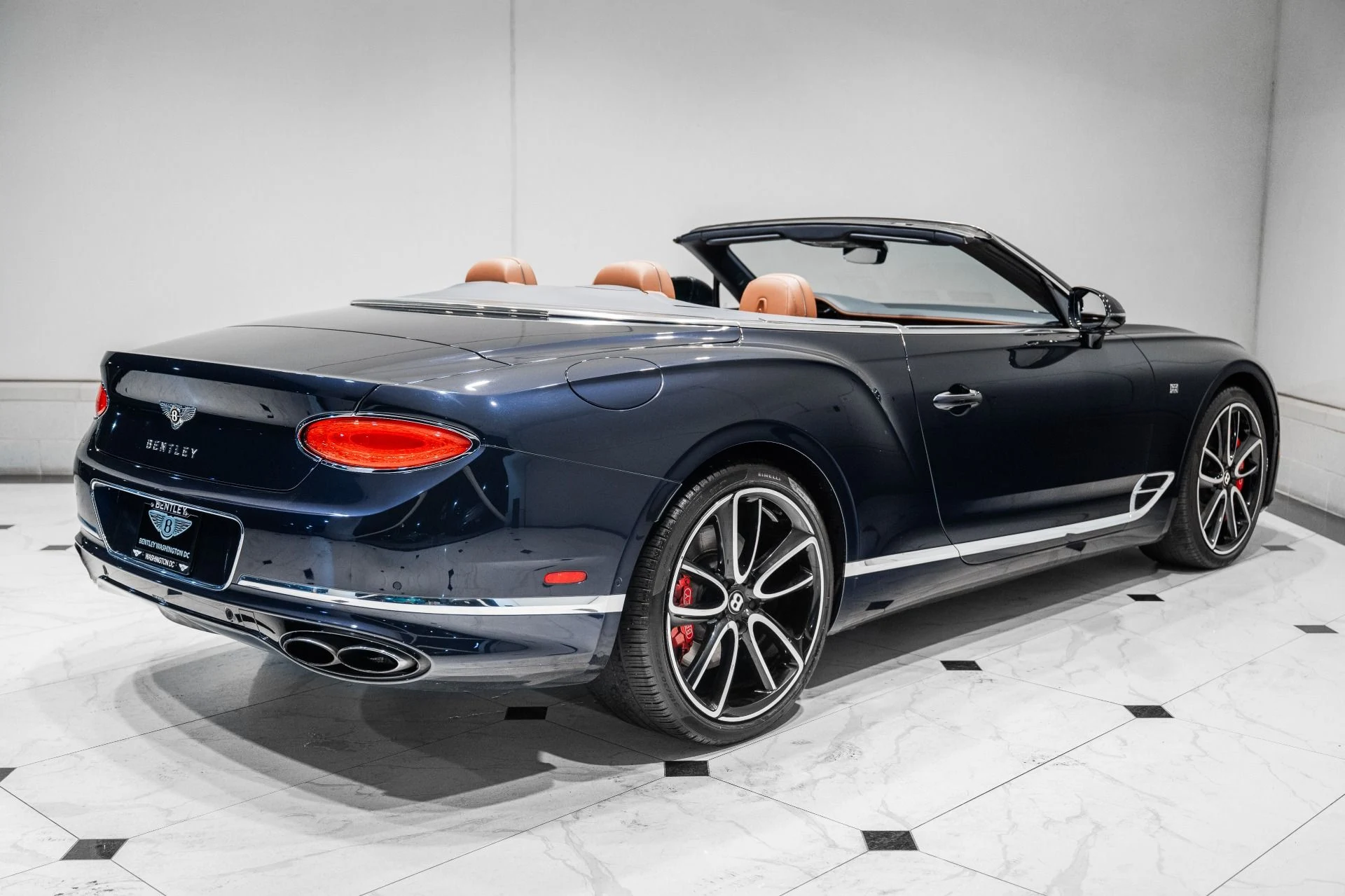 mph010_1407751552_Used_2020_Bentley_CONTINENTAL_GTC_V8_1792249789_a2b6f0e38e