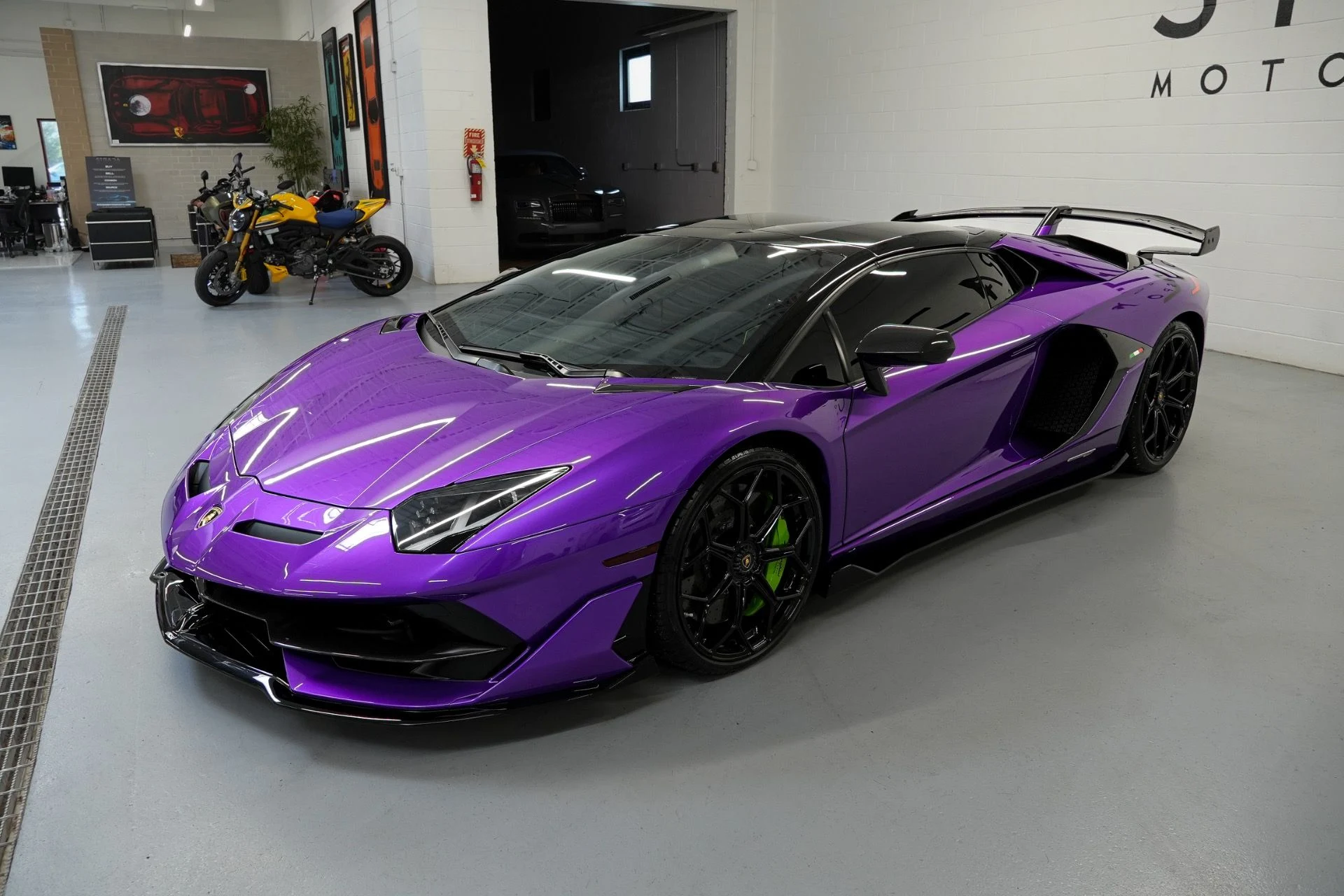 mph010_1412481110_Used_2020_Lamborghini_Aventador_LP_770_4_SVJ_1777493660_25d9269953