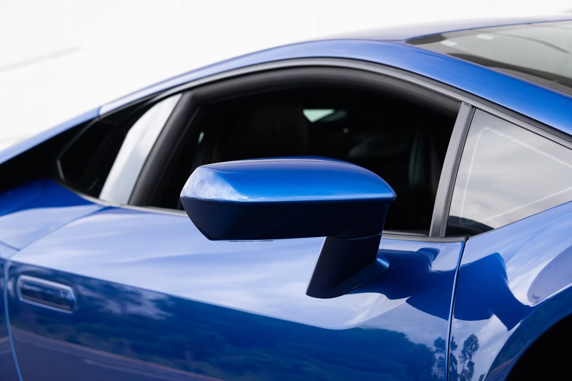 mph010_1414646936_Used_2015_Lamborghini_Huracan_LP_610_4_1780446414_c429bed2b6