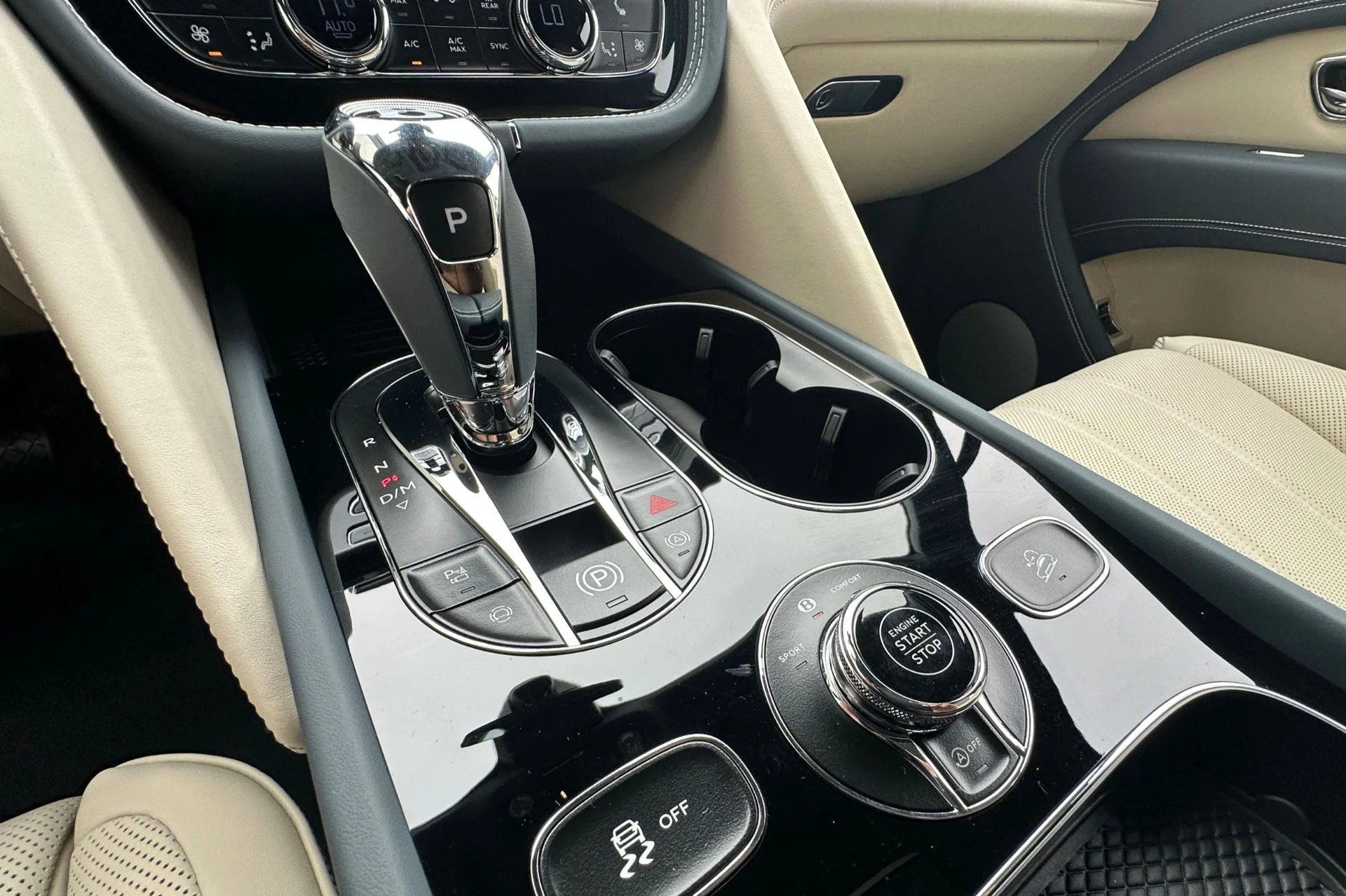 mph010_1415941092_New_2026_Bentley_Bentayga_V8_1784540711_21b0910dfb
