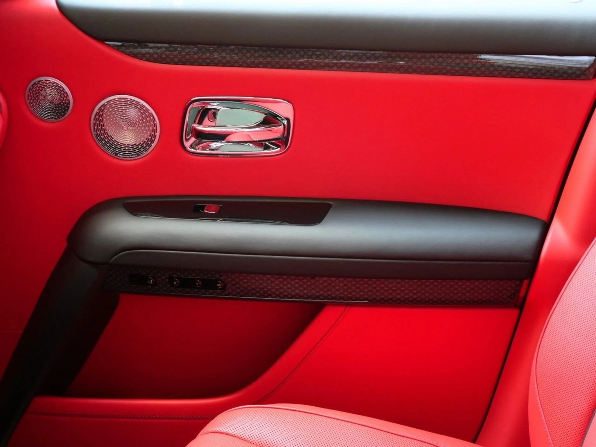 mph010_1418178422_3081140fddc2ac1345885fcf7be7504ax_9d0929b390