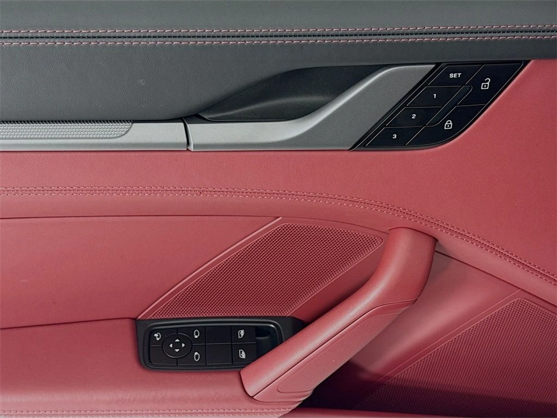 mph010_1425254037_dd4a88ca21fad9bf05d7555d2a6aee8bx_76fbab366a