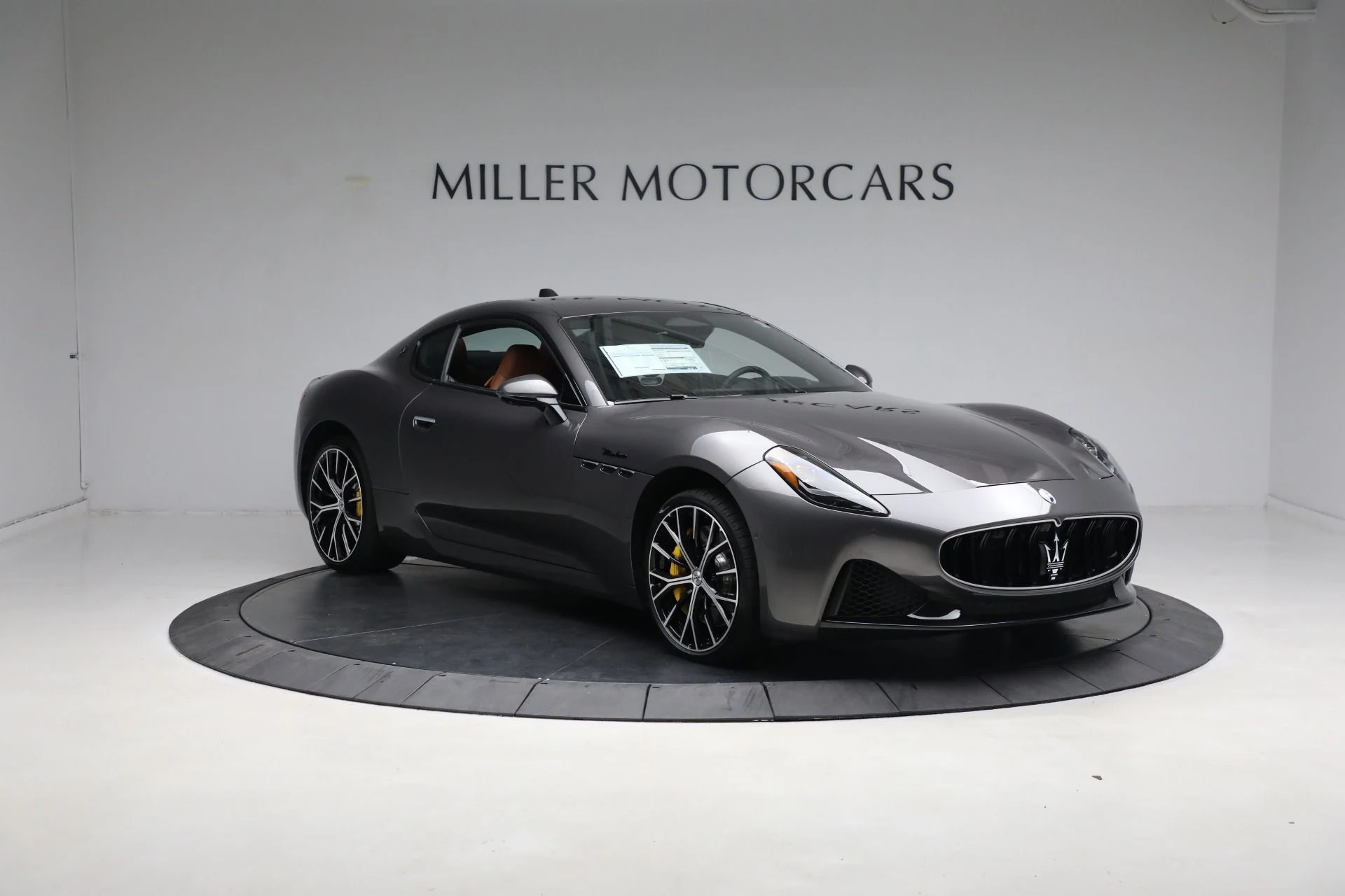 mph010_1438967719_Used_2024_Maserati_Gran_Turismo_Modena_8d9af98d31