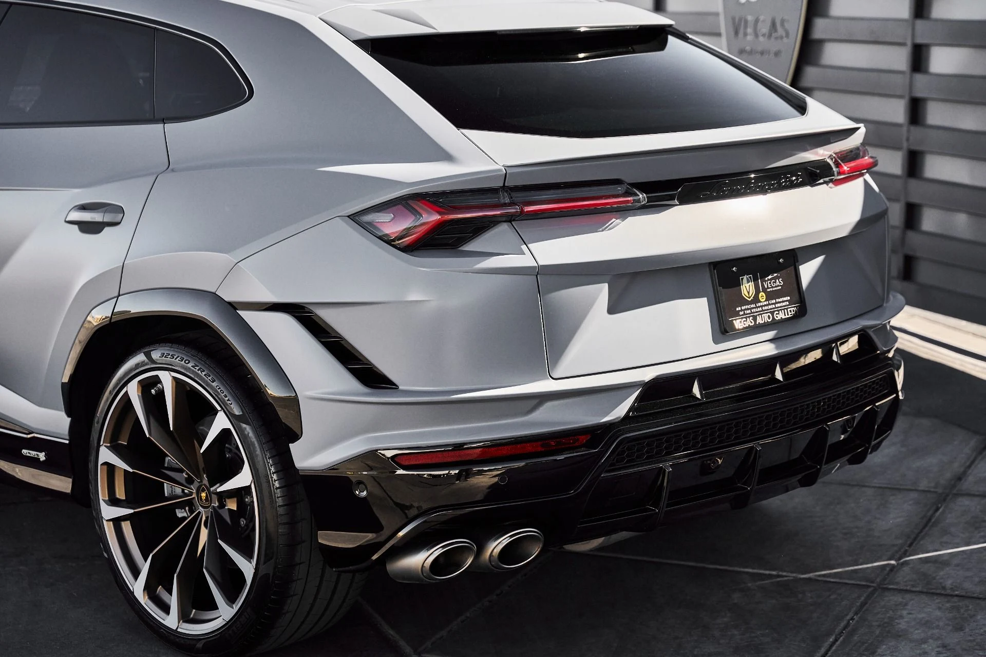 mph010_1441565603_Used_2024_Lamborghini_Urus_S_1779209013_dc28258142