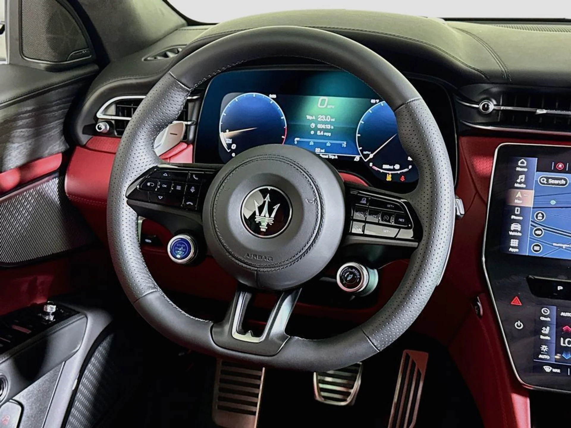 mph010_1462076548_new_2026_maserati_grecale_modenaawd_11350_23061019_10_1024_4a4b3cb260