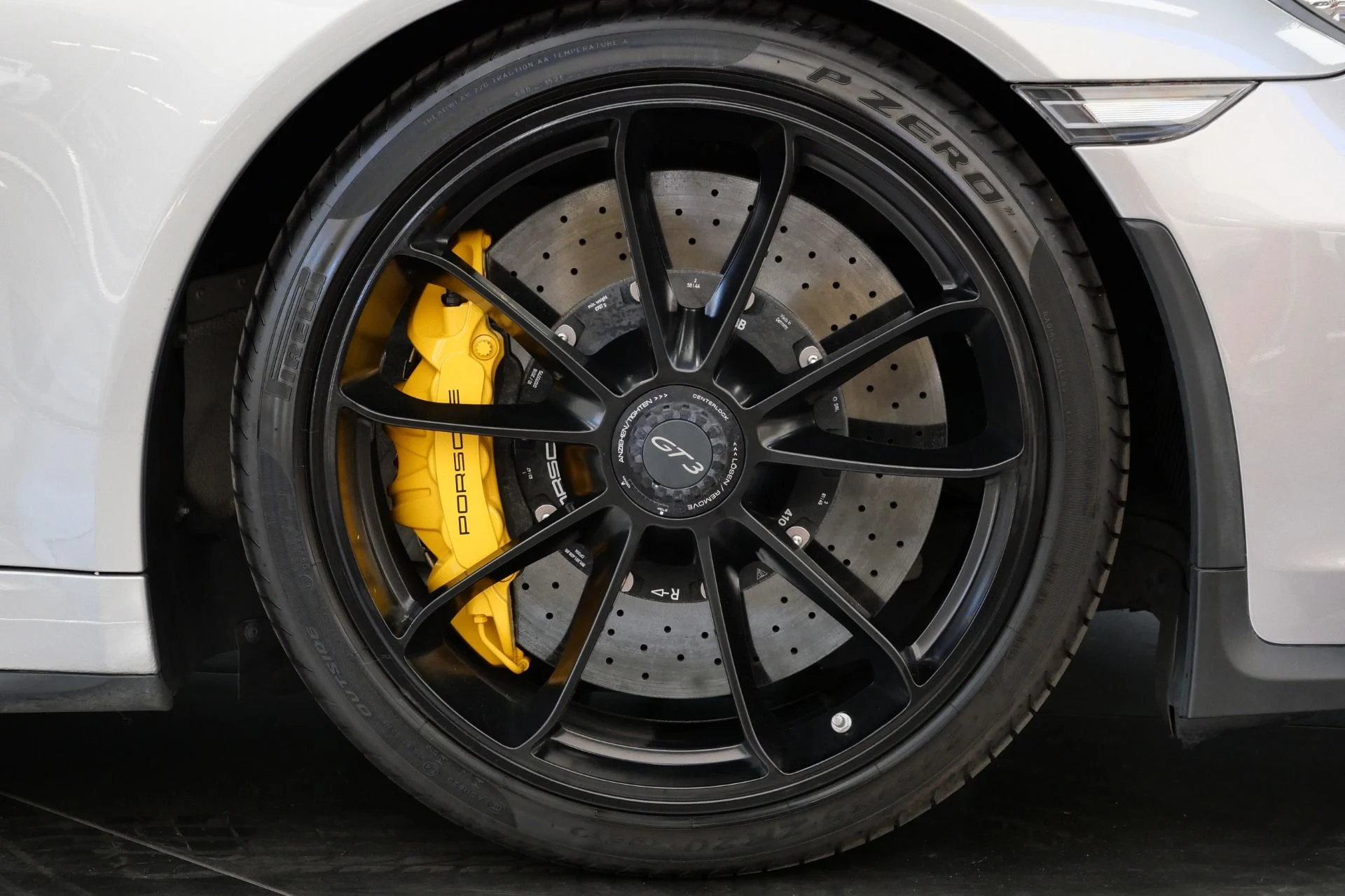 mph010_1463240251_Used_2018_Porsche_911_GT_3_6_Speed_Manual_Carbon_Buckets_Carbon_Brakes_1787849998_63f463593f