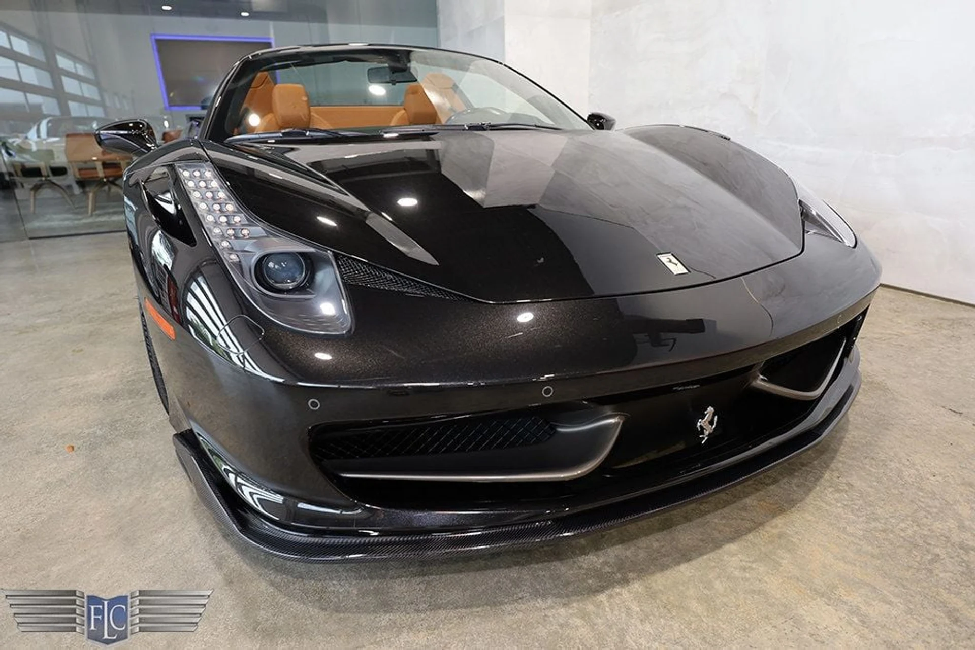 mph010_1466287466_used_2013_ferrari_458_spider_9689_23036593_11_1024_de8afe2009
