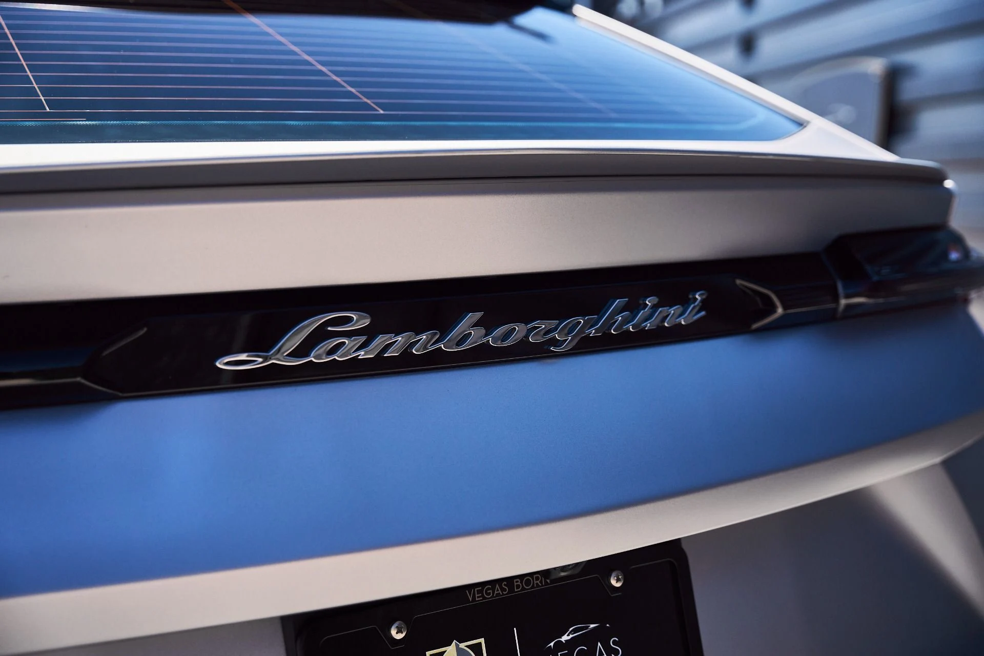 mph010_1467751758_Used_2024_Lamborghini_Urus_S_1775866694_dbde7ced57