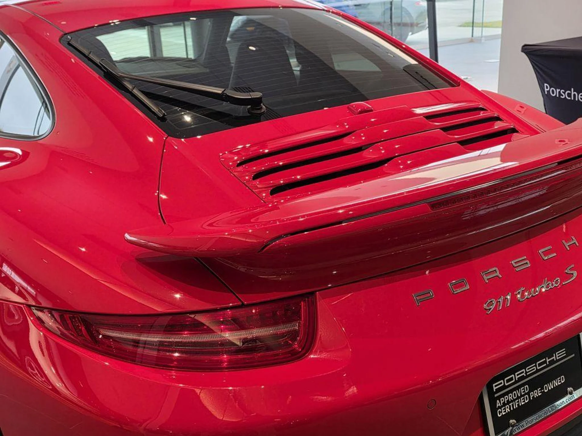 mph010_1470007525_TYGI_Tk9z_F_Nf_NC_Qxpj4_V1_Y5_Dad5_E_207b5f15e9