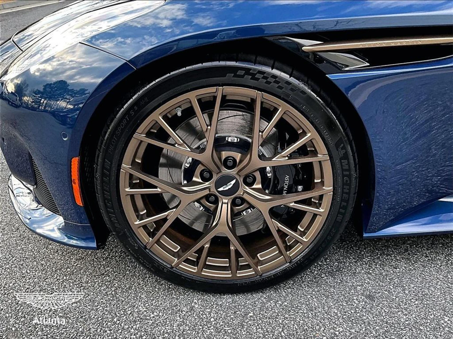 mph010_1478597477_srq_Q_5b_Q_Bca_F98_E_6_L_Cc_O17a18_A_1ae35d0cb5