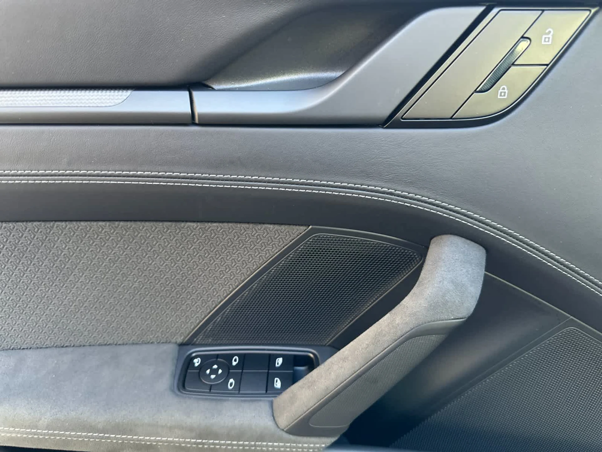 mph010_1481807729_11_46d27f8fee