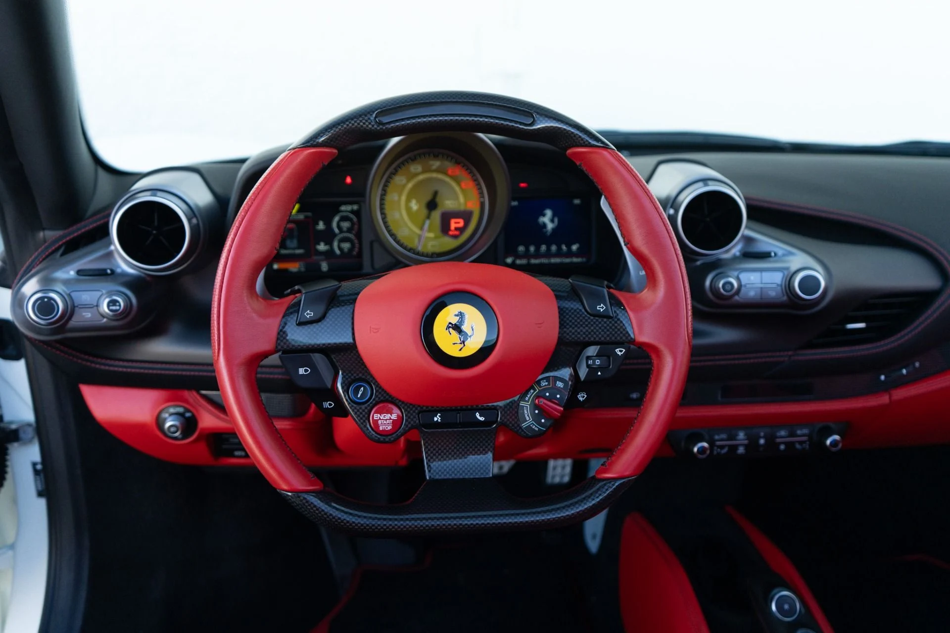 mph010_1497352685_Used_2023_Ferrari_F8_Spider_1765825139_5f51d42617