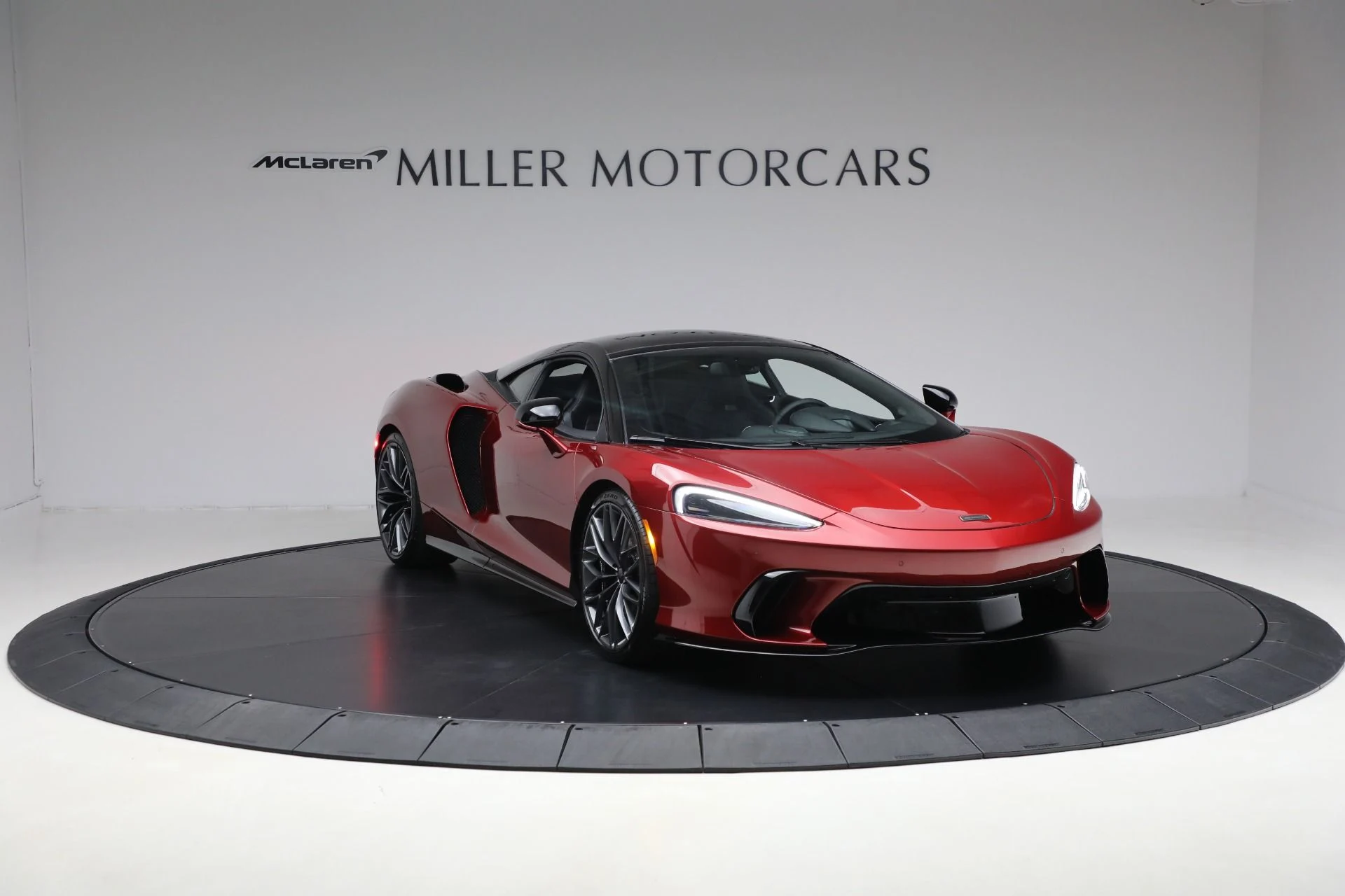 mph010_1499011212_New_2025_Mc_Laren_GTS_Tech_Lux_6df6f130fd